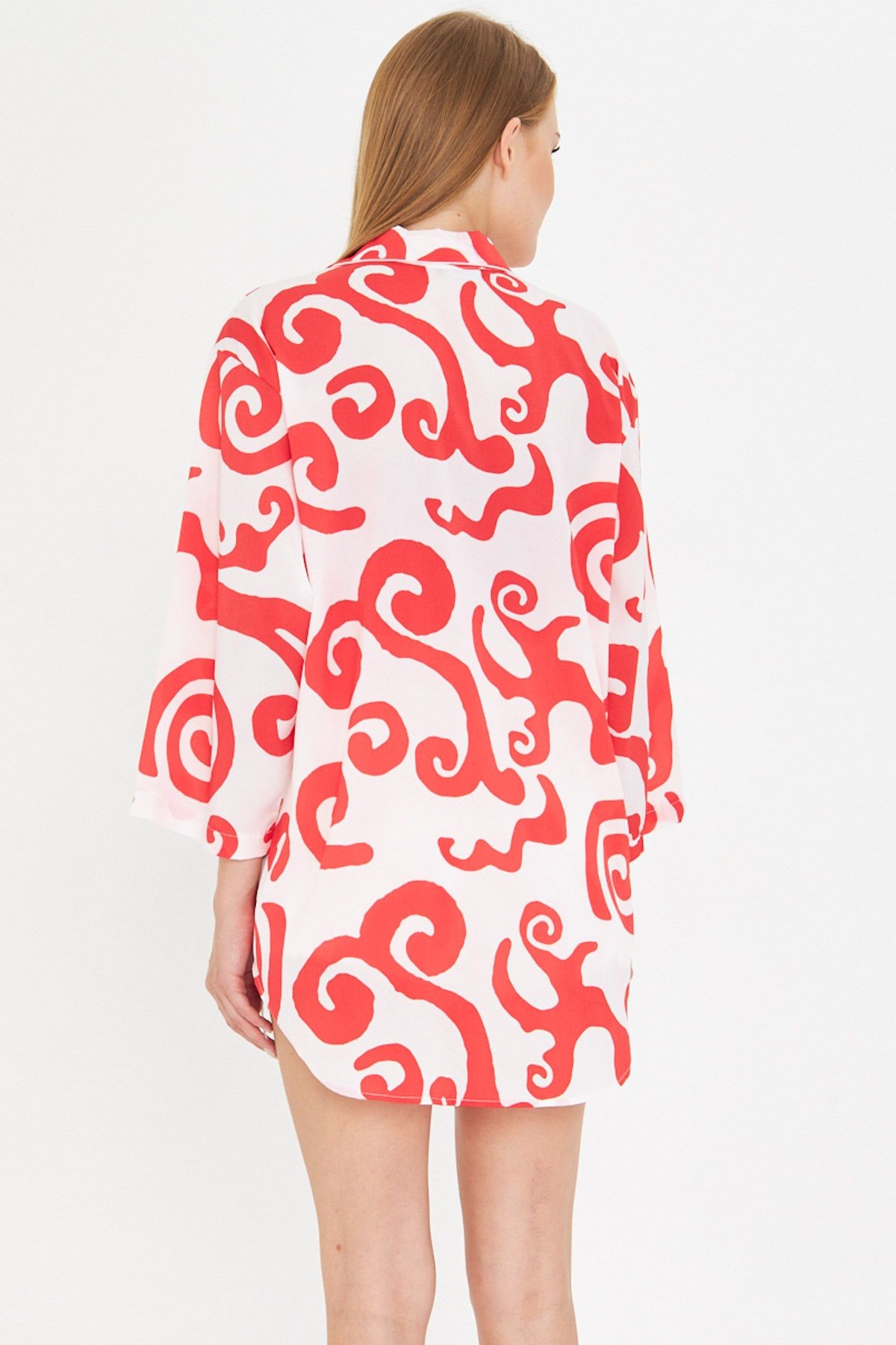 Kadın Kırmızı-Beyaz Gömlek Yaka Önden Bağcıklı Kimono ARM-25K001006