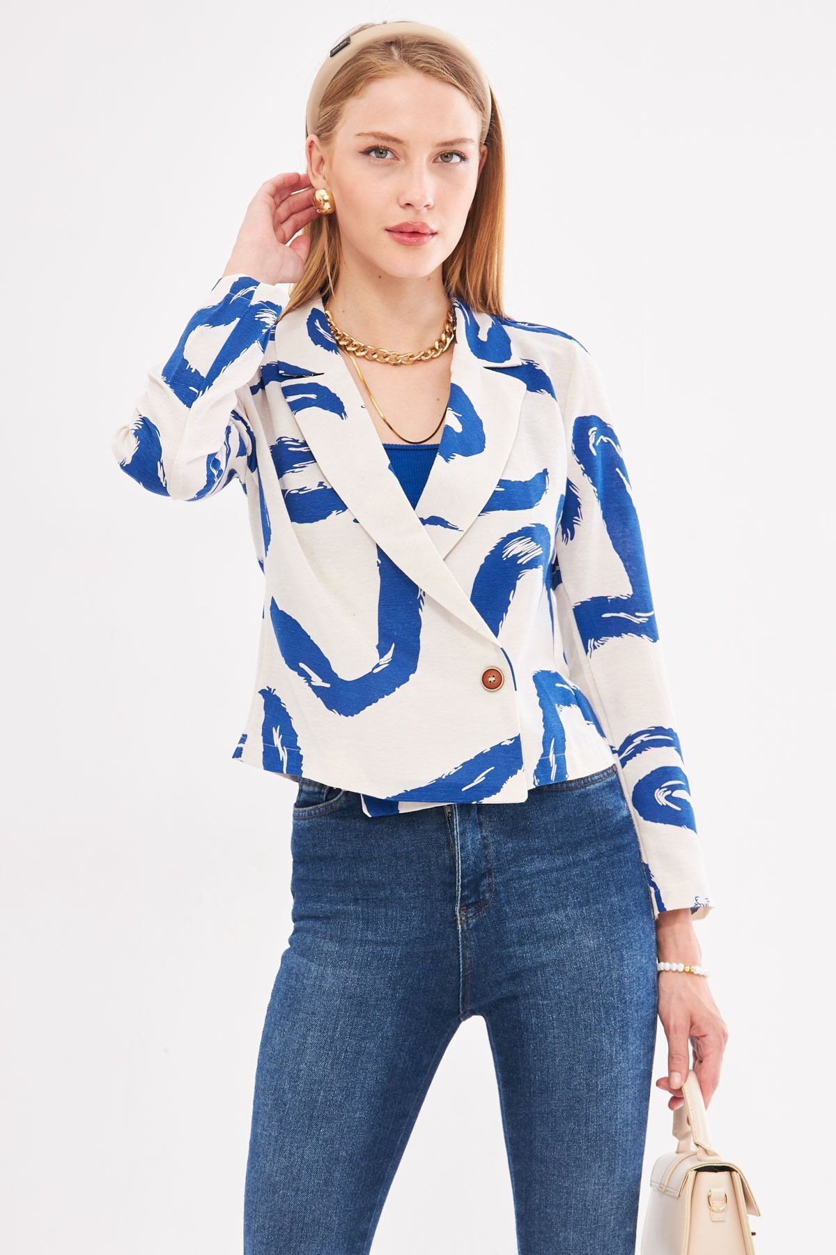 Kadın Lacivert Kruvaze Yaka Desenli Crop Ceket ARM-24Y001058