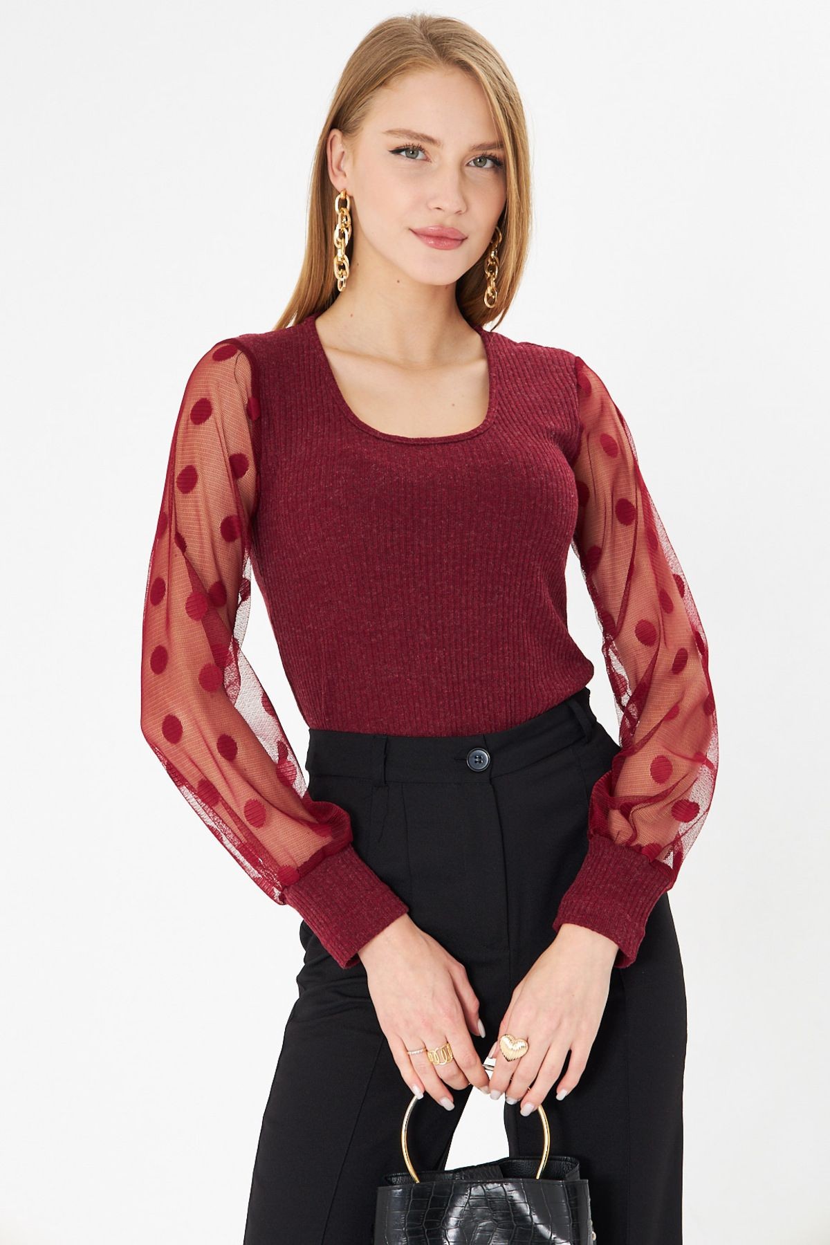 Kadın Bordo U Yaka Kolları Tül Detaylı Manşetli Kaşkorse Bluz ARM-25K001066