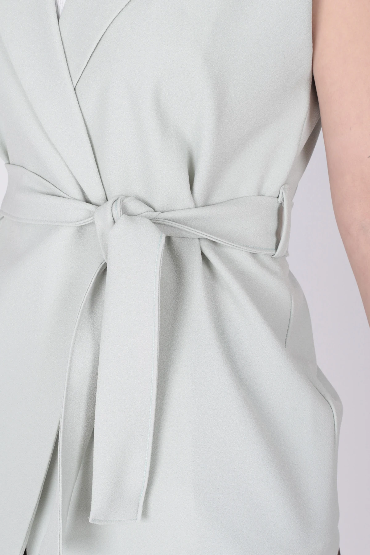 Kadın Mint Erkek Yaka Beli Kuşaklı Keten Görünümlü Yelek ARM-25Y001079