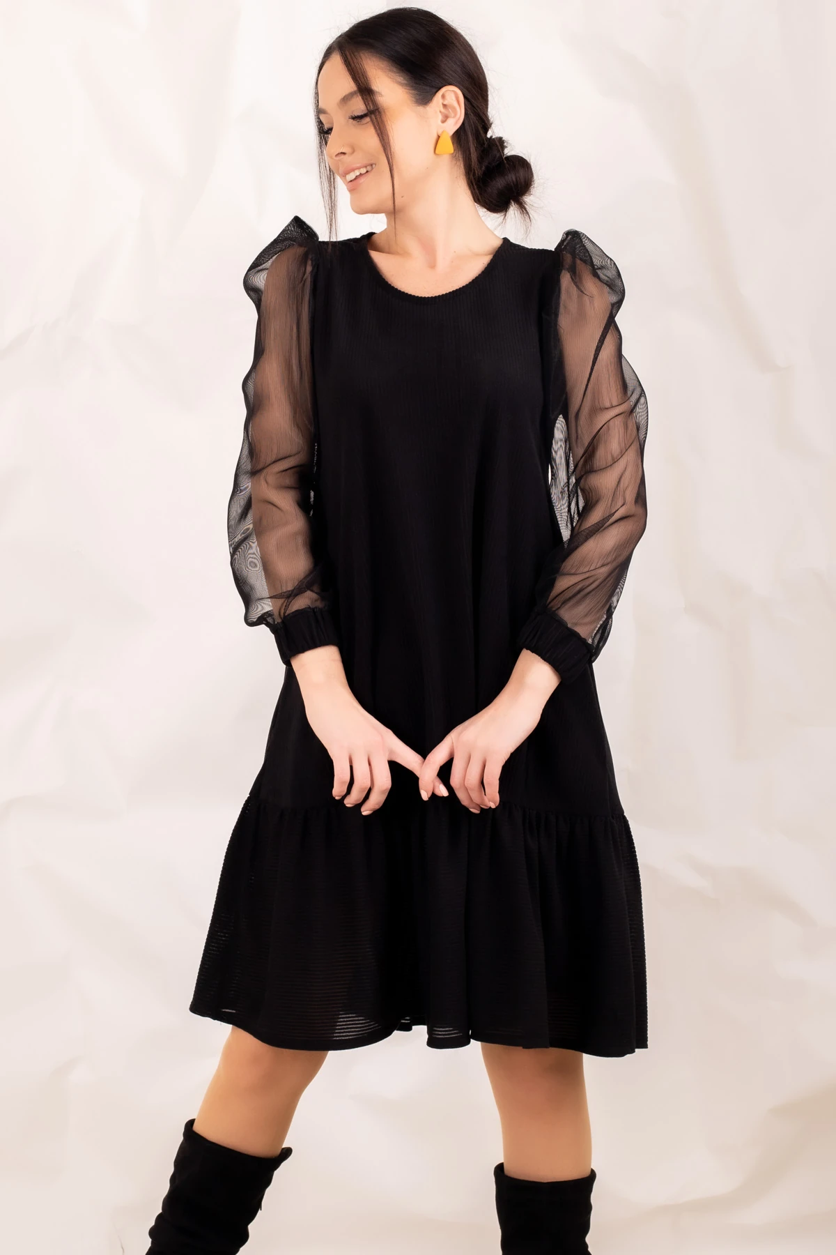 Kadın Siyah Kolu Tüllü Alti Firfirli Elbise ARM-20K001110