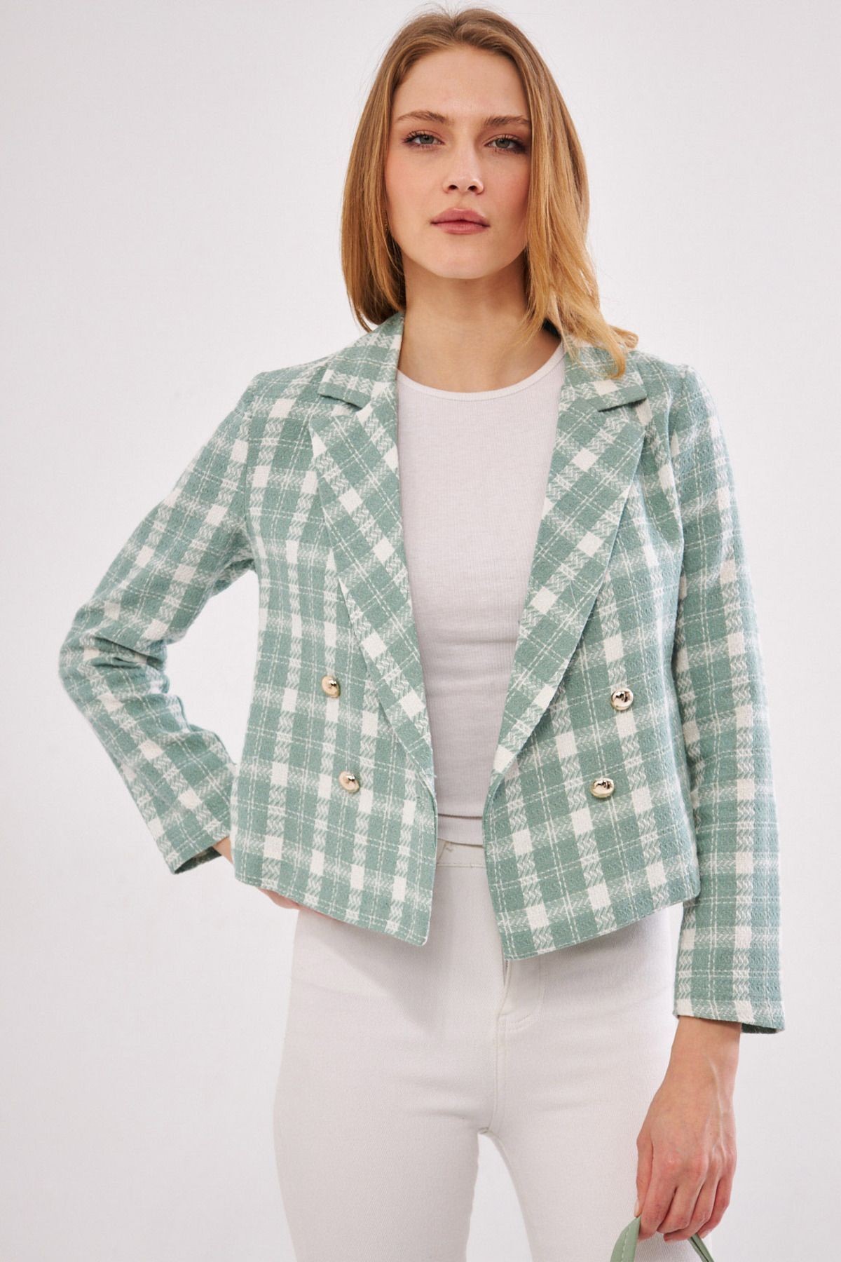 Kadın Mint-Beyaz Kruvaze Yaka Tüvit Crop Ceket ARM-24K001014