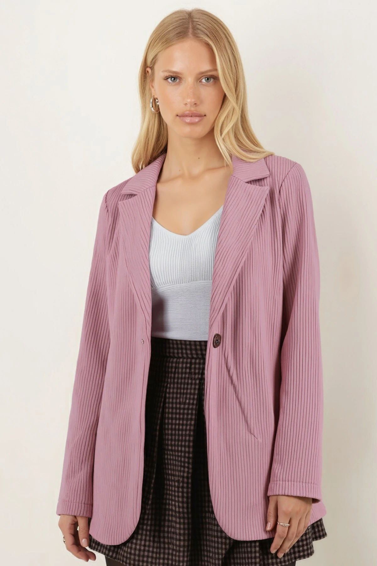 Kadın Pudra Tek Düğmeli Kadife Ceket ARM-24K001043