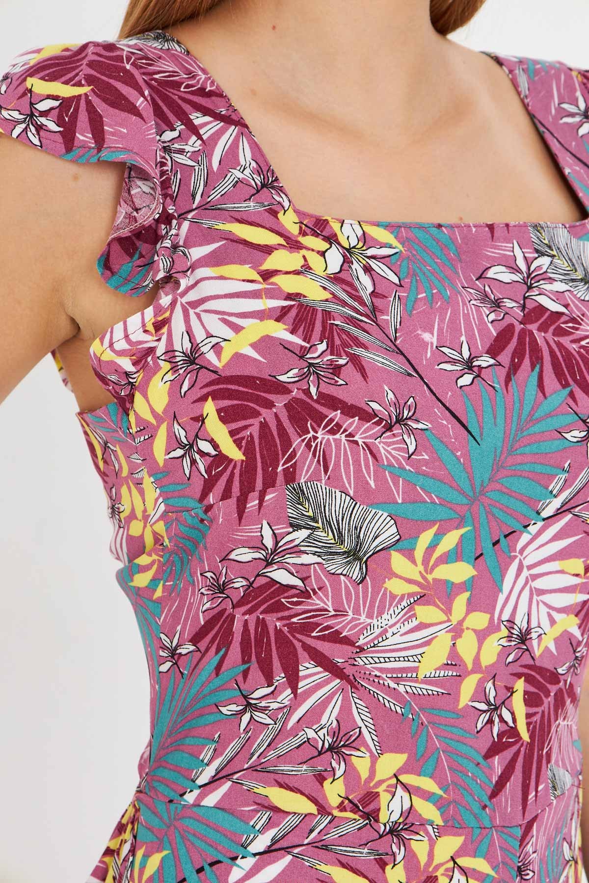 Kadın Gül Kurusu Kolları Fırfırlı Arkası Bağlamalı Cepli Kısa Tulum ARM-25Y001099