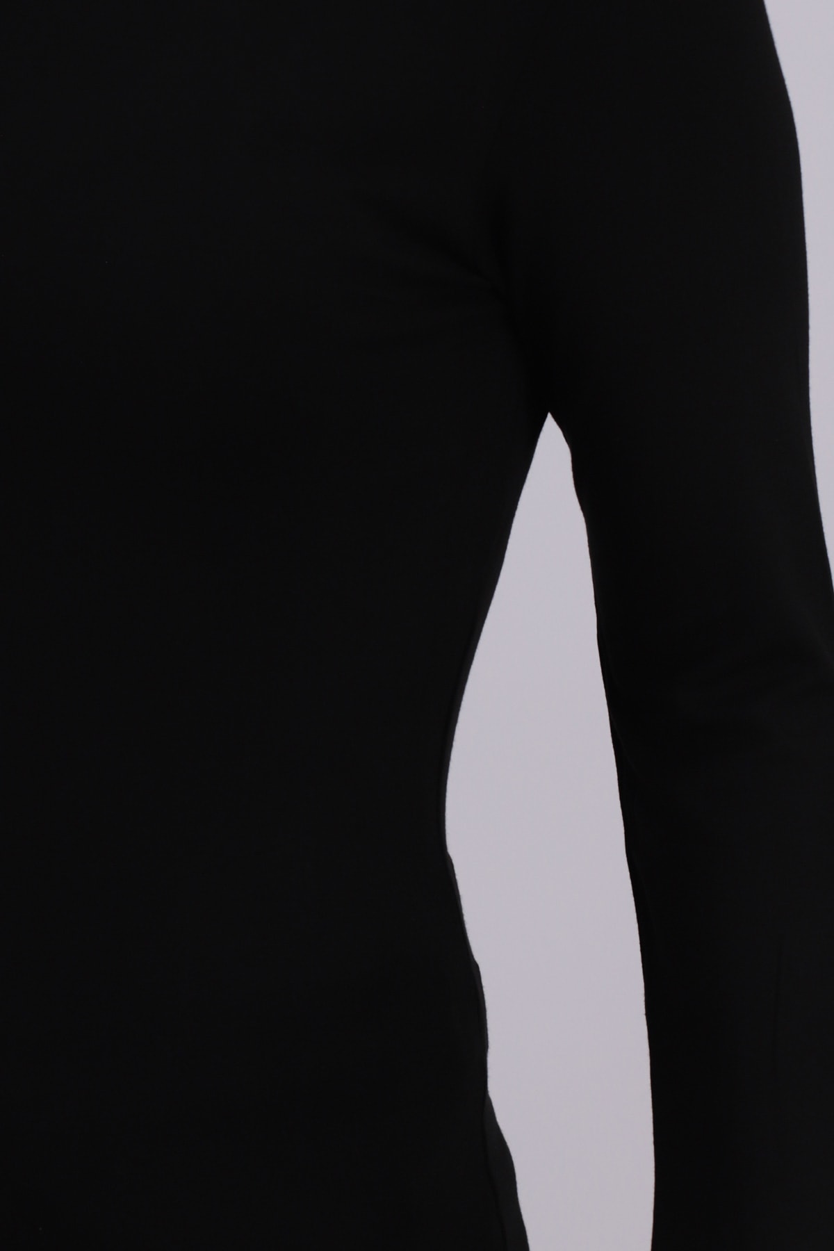 Kadın Siyah Yarım Balıkçı Parmak Geçmeli Body ARM-26K135002
