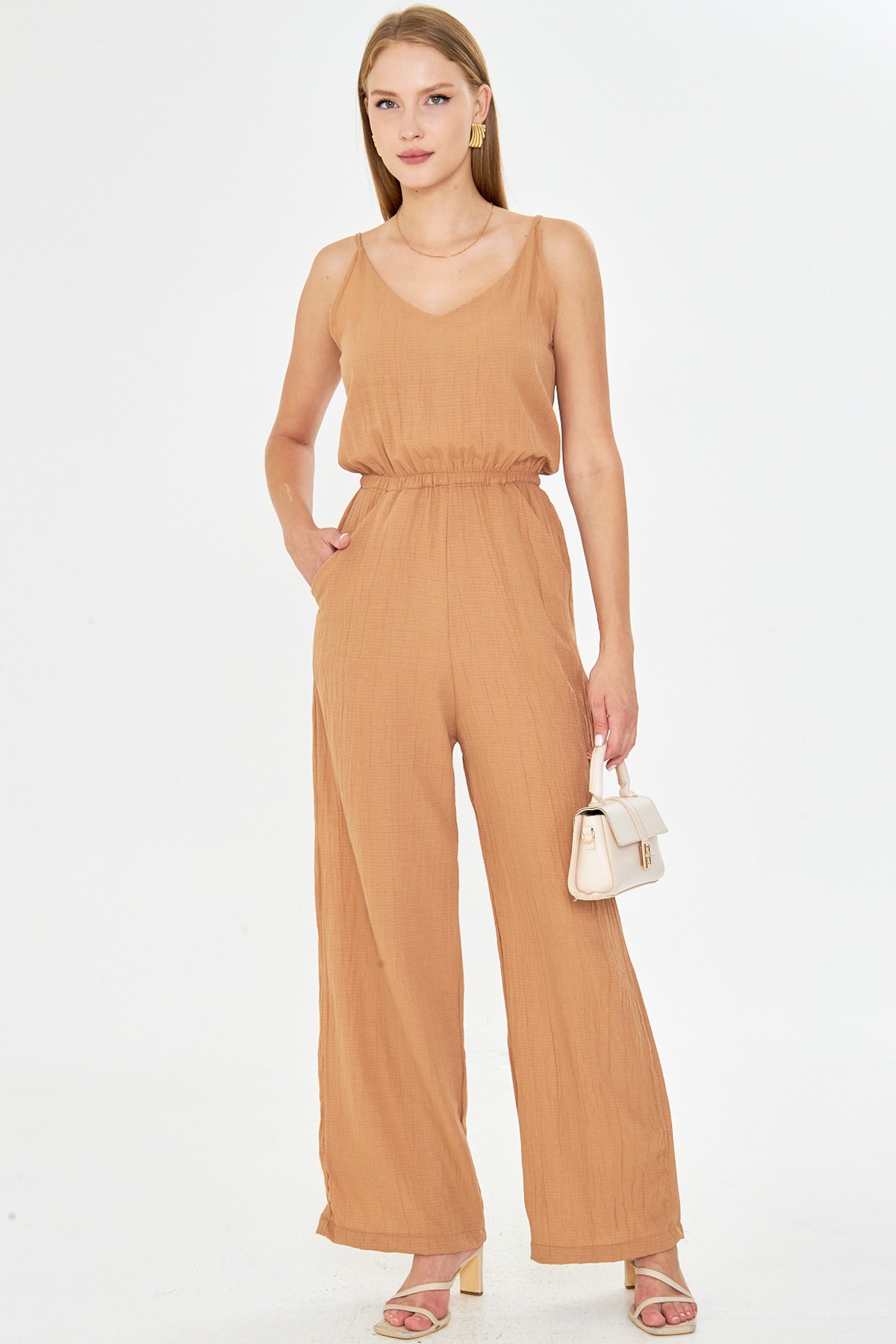 Kadın Camel Ön Arka V Yaka Askılı Beli Lastikli Cepli Astarlı Tulum ARM-24Y001100