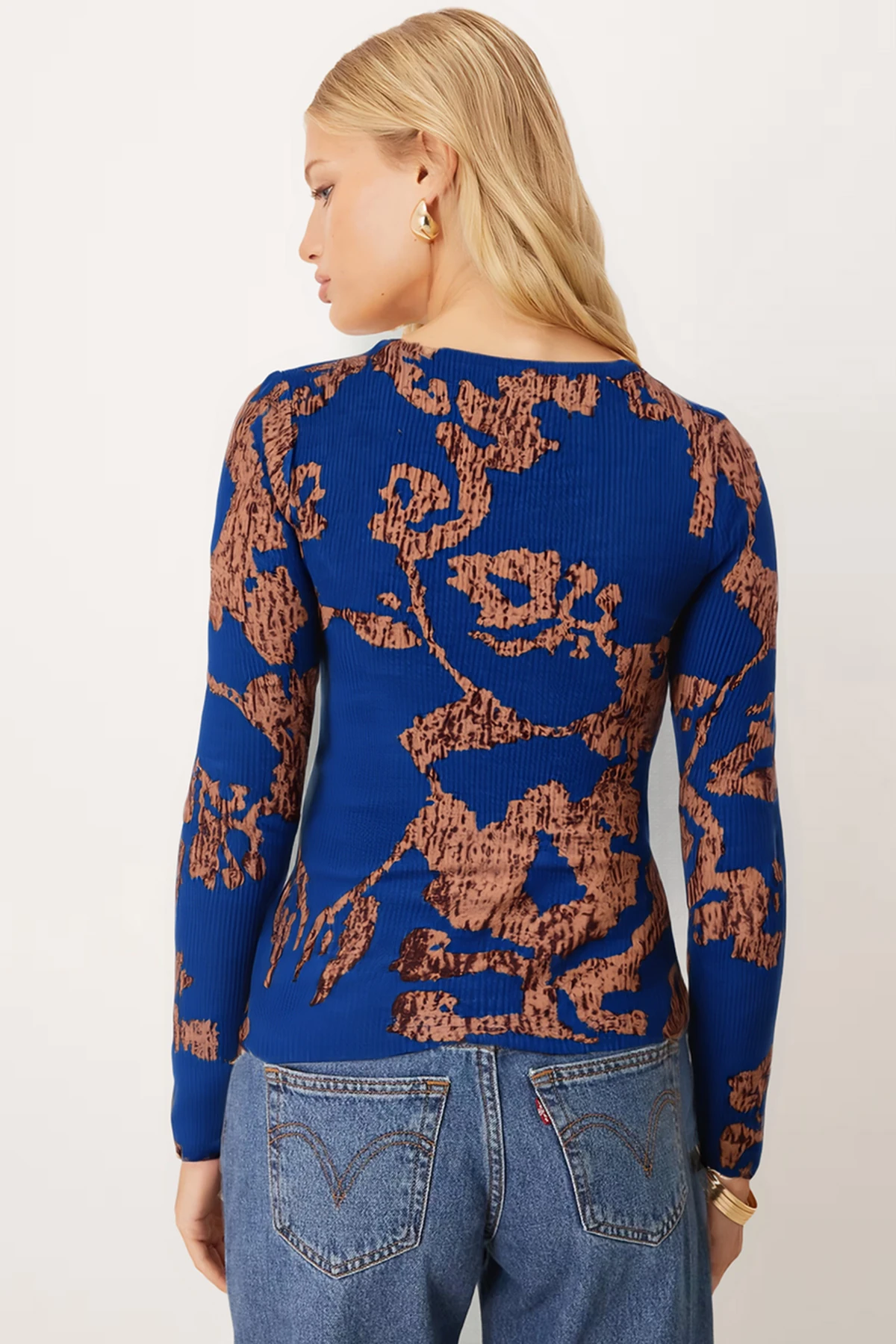 Kadın Mavi-Bej Asimetrik Yaka Detaylı Bluz ARM-26K001046