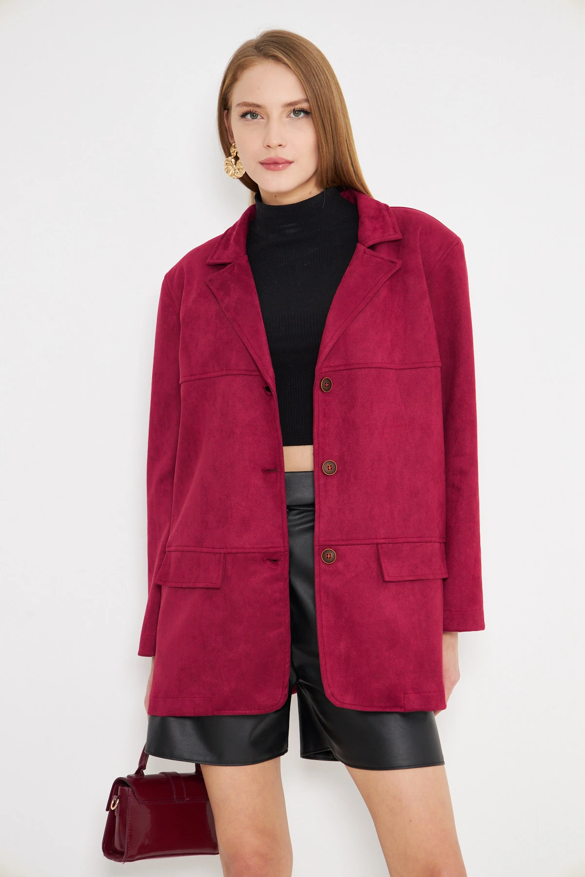 Kadın Bordo Yakalı Cep Kapaklı Düğmeli Vatkalı Premium Süet Oversize Ceket ARM-25K001057