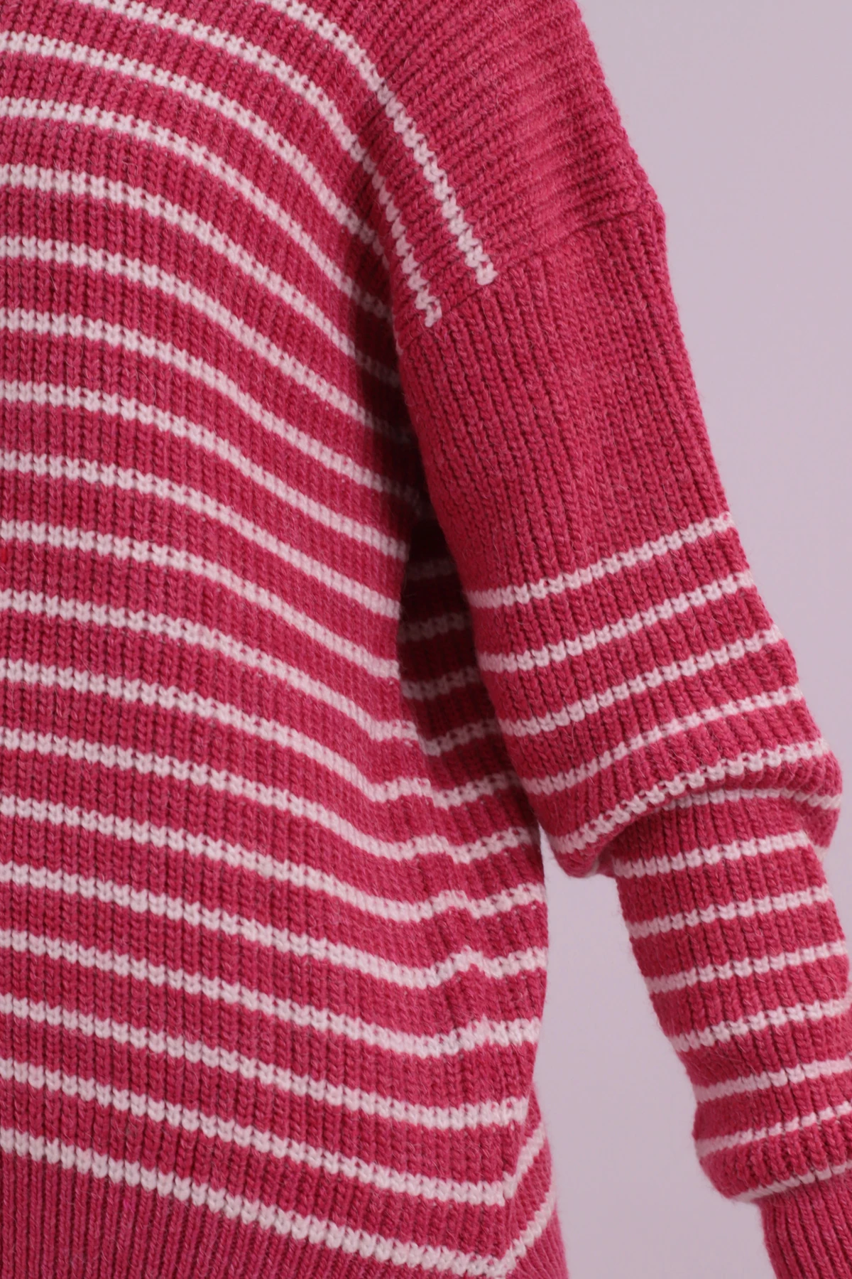 Kadın Fuşya Balıkçı Yaka Etek Ucu Yırtmaçlı Triko Kazak ARM-26K136047