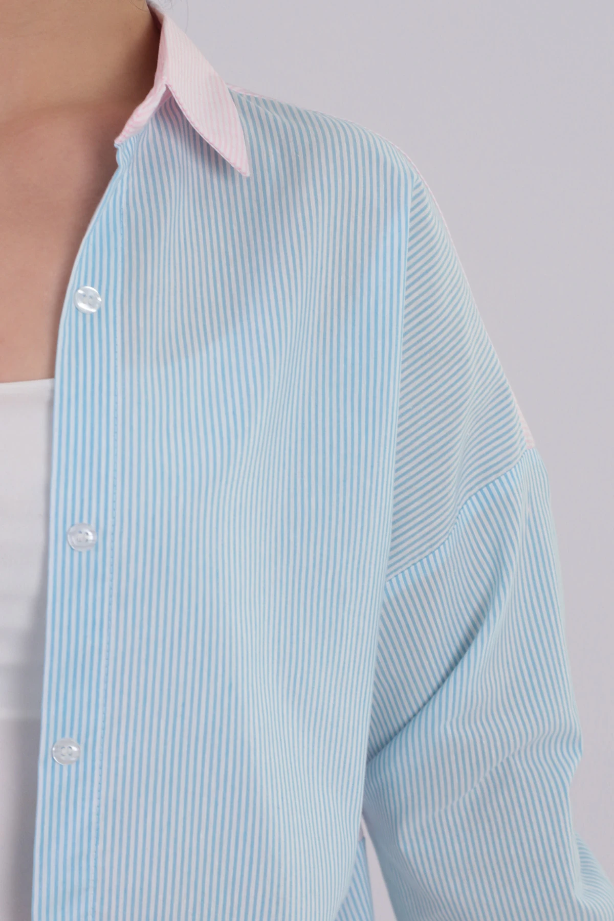 Kadın Bebe Mavi Çizgili İki Renkli Uzun Kol Salaş Gömlek ARM-21K001193