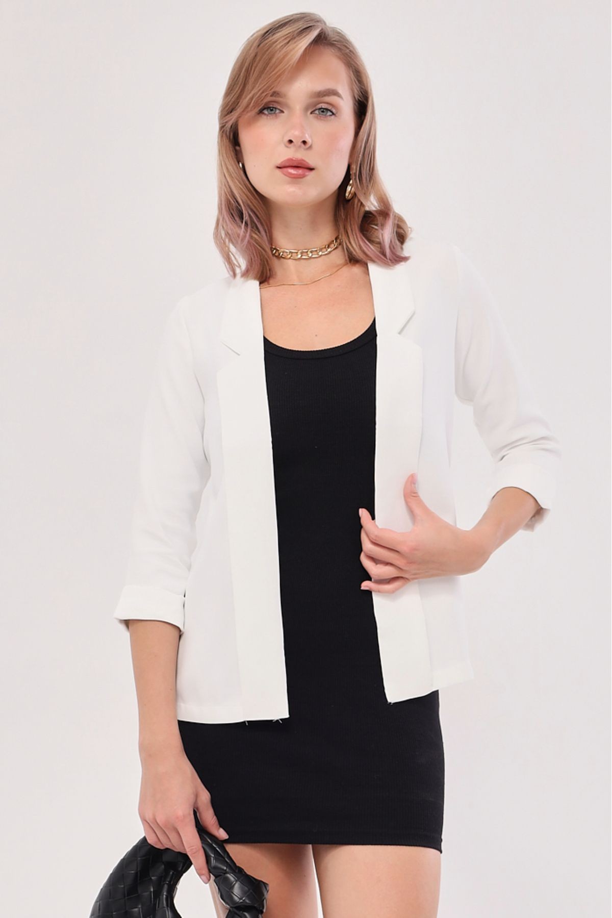 Kadın Beyaz Duble Kol Ceket ARM-18Y001173