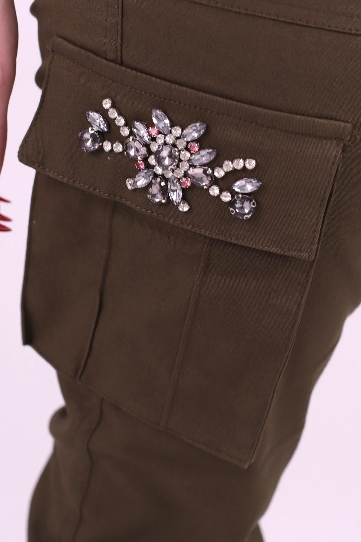 Kadın Haki Cepleri Taş Detaylı Kargo Cep Pantolon ARM-26K136020