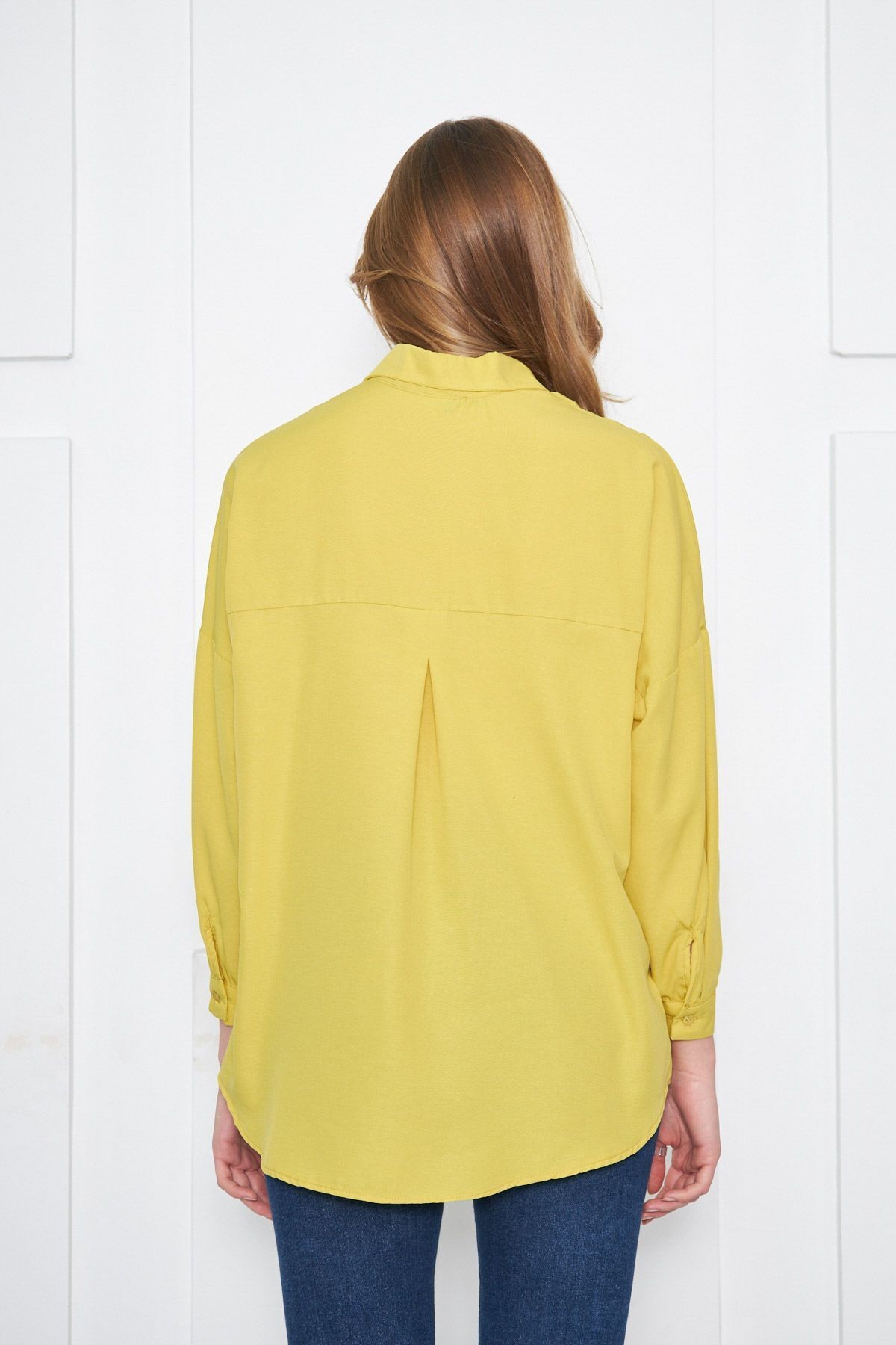 Kadın Yağ Yeşili Oversize Uzun Basic Gömlek ARM-22Y001118