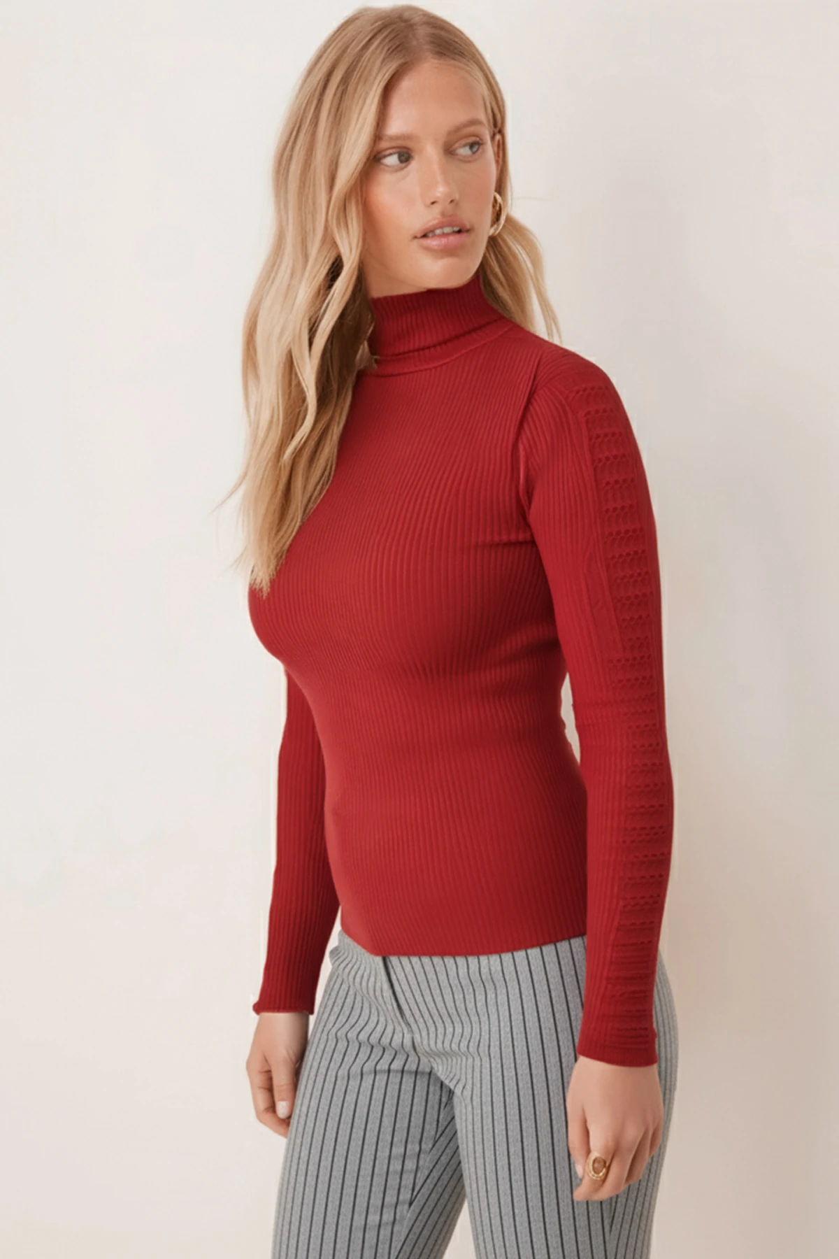 Kadın Nar Çiçeği Balıkçı Yaka Kolu Şeritli Yumuşak Dokulu Bluz ARM-26K001043