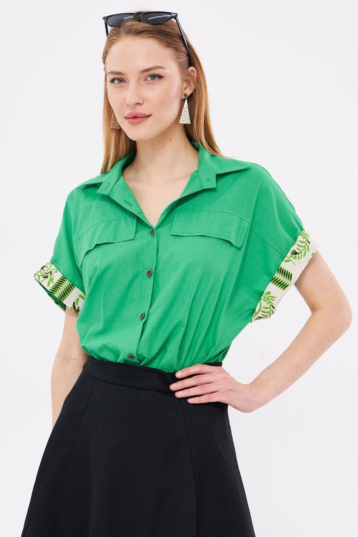 Kadın Yeşil Oversize Duble Kol Detaylı Gömlek ARM-24Y001075