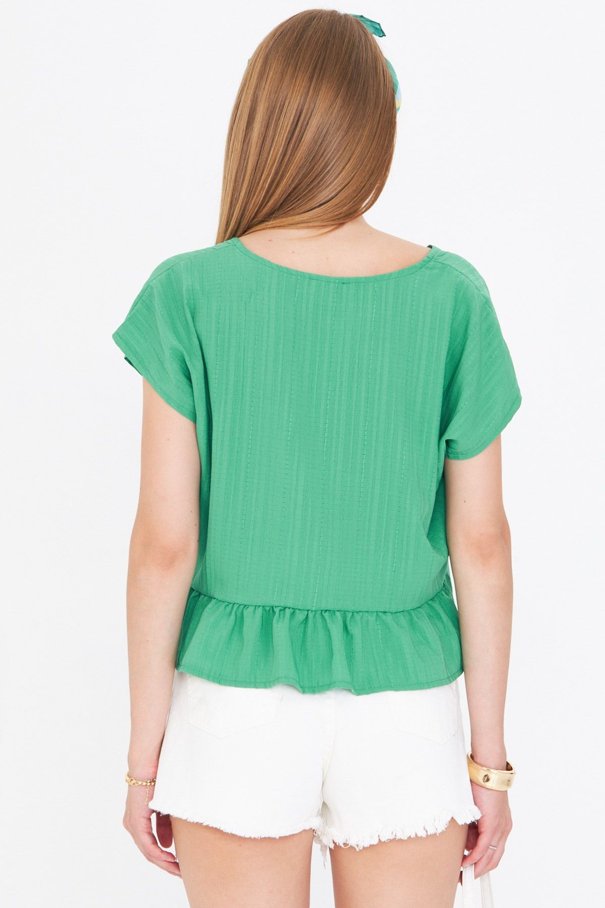 Kadın Çimen Yeşil Yarasa Kol Yakası Bağlamalı Eteği Fırfırlı Oversize Crop Bluz ARM-24Y001088