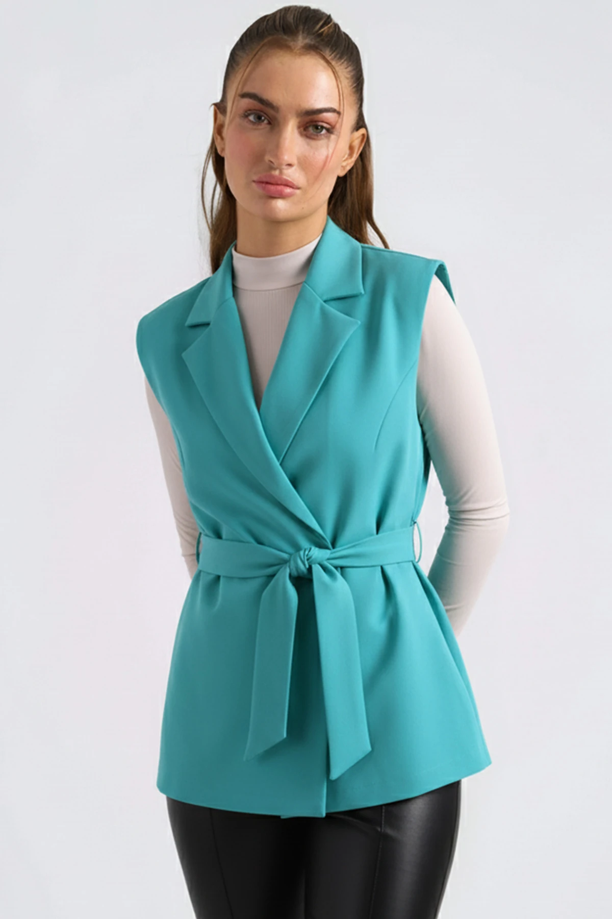 Kadın Turkuaz Erkek Yaka Beli Kuşaklı Keten Görünümlü Yelek ARM-25Y001079