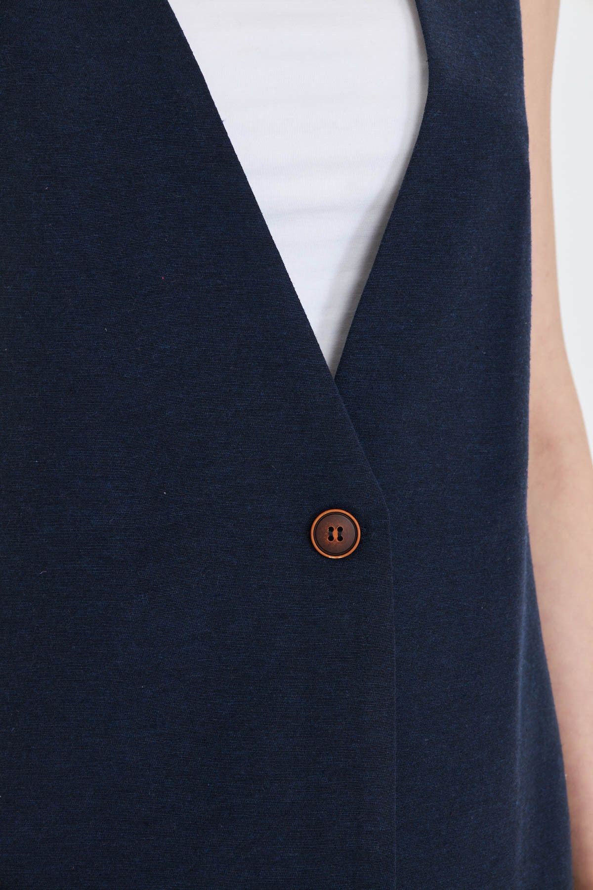 Kadın Lacivert V Yaka Tek Düğme Oversize Yelek ARM-25Y001036