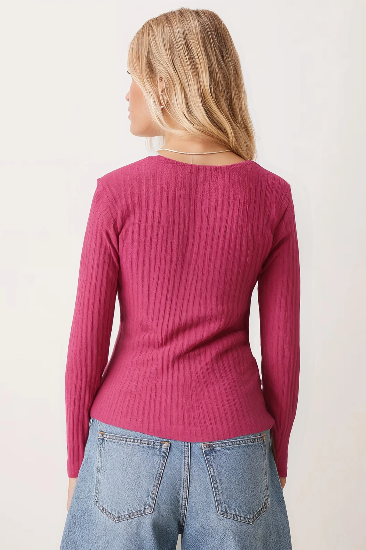 Kadın Fuşya V Yaka Uzun Kollu Önü Büzgülü Yumuşak Dokulu Likralı Bluz ARM-26K001014