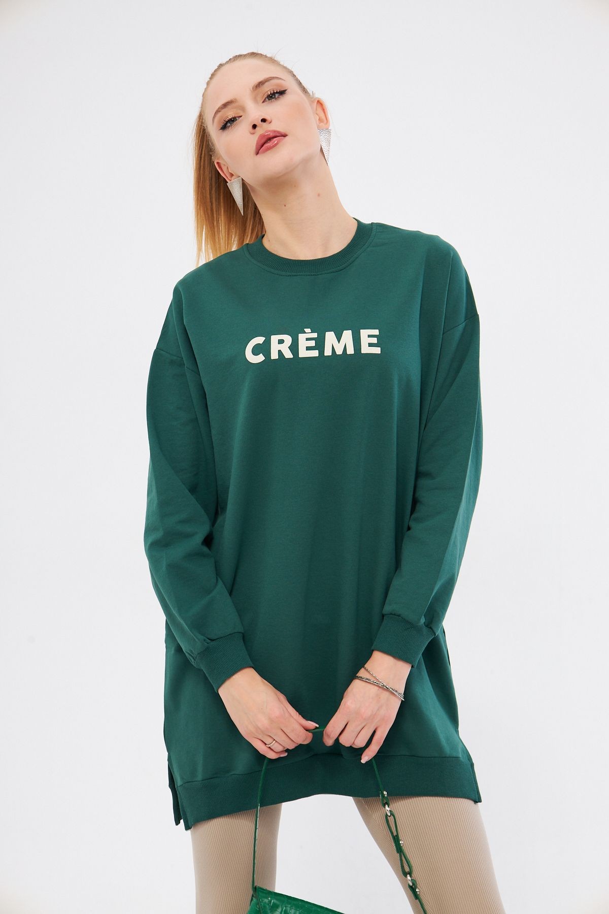 Kadın Koyu Yeşil Bisiklet Yaka Önü Yazılı Tunik Sweatshirt ARM-25K001029