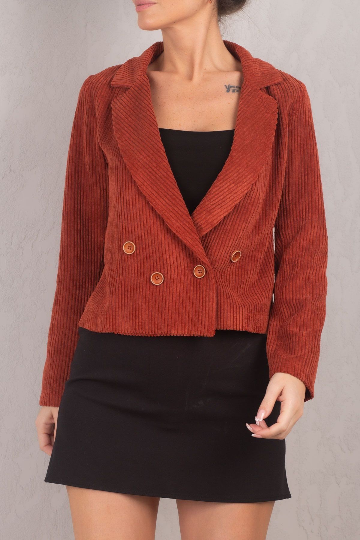 Kadın Kiremit Kruvaze Yaka Kadife Crop Ceket ARM-24K001059