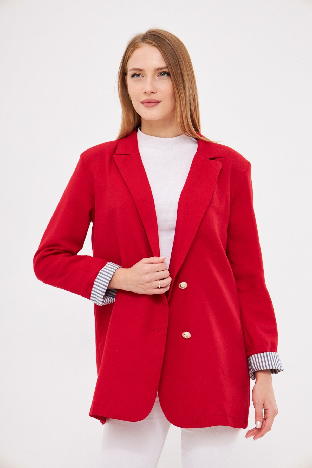 Kadın Kırmızı Kruvaze Yaka Kolu Katlama Detaylı Oversize Vatkalı Blazer Ceket ARM-25K001015