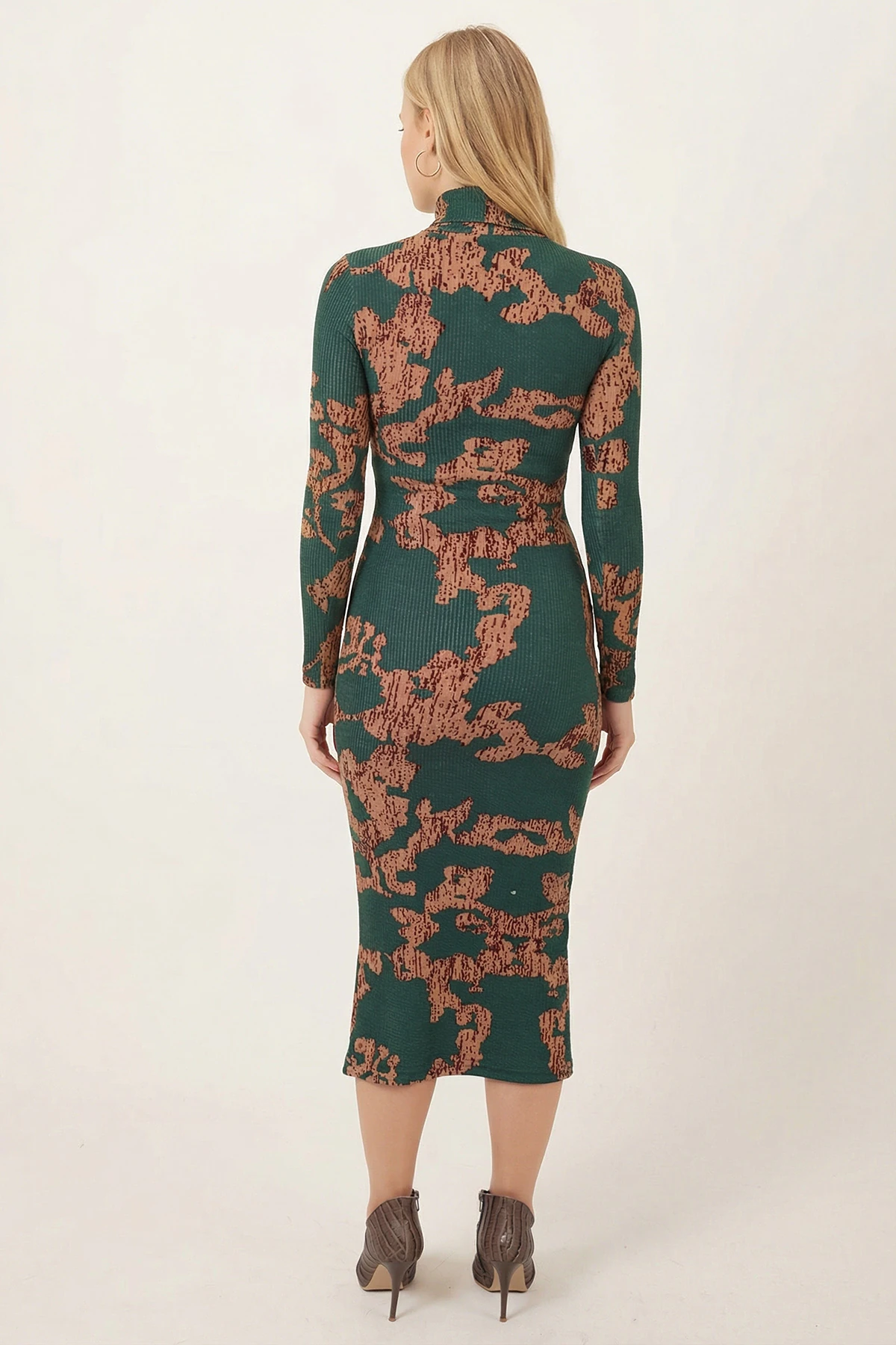 Kadın Yeşil-Bej Balıkçı Yaka Önden Yırtmaçlı Midi Boy Elbise ARM-26K001064