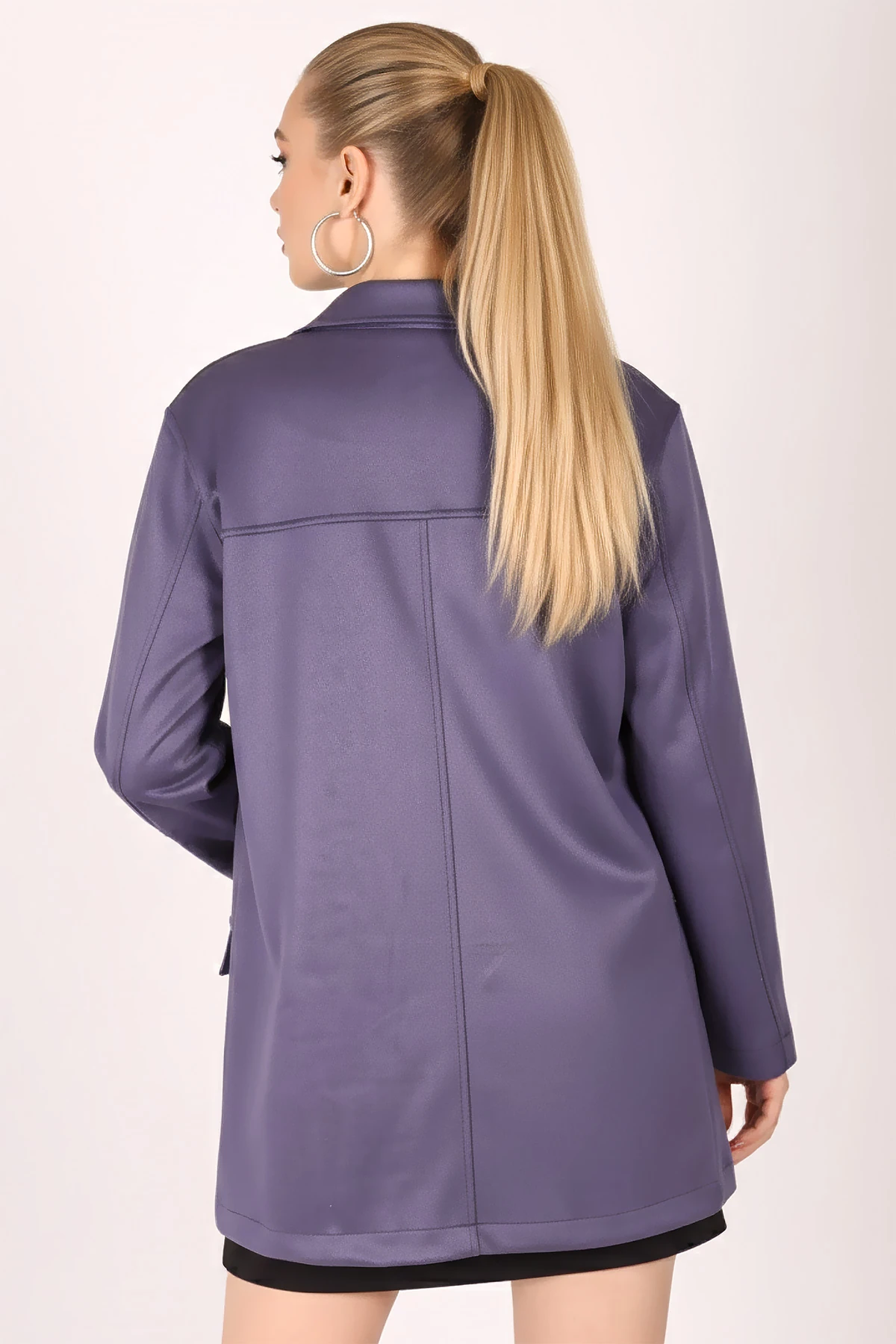 Kadın Koyu Mavi Yakalı Cep Kapaklı Düğmeli Vatkalı Premium Süet Oversize Ceket ARM-25K001057