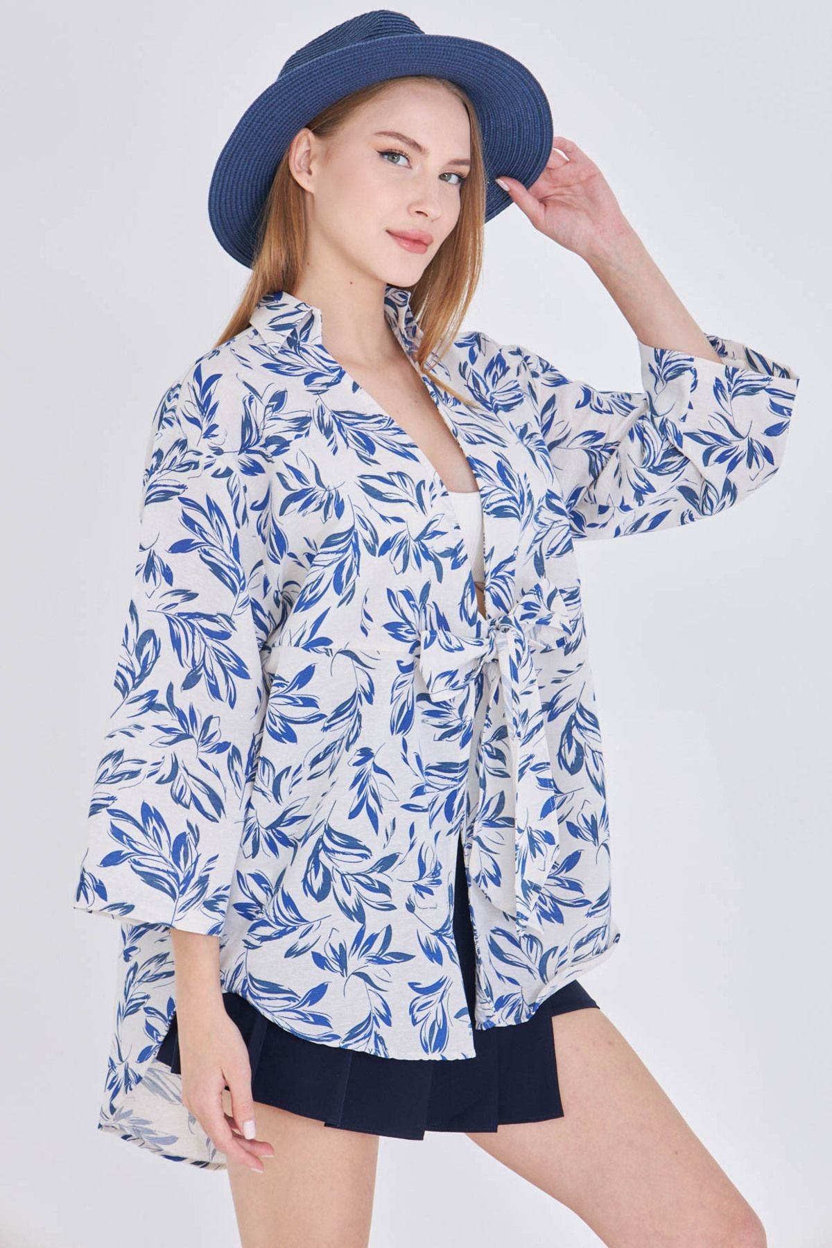 Kadın Saks-Ekru Desenli Keten Görünümlü Önden Bağlamalı Kimono Gömlek ARM-24Y001079