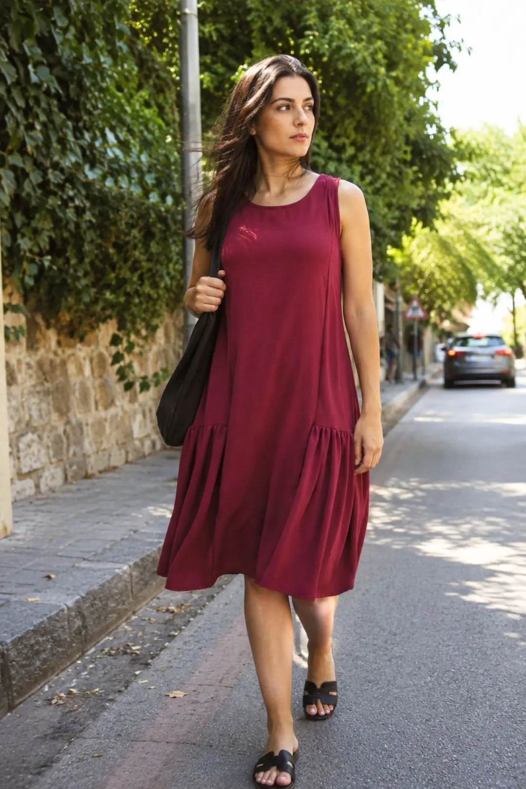 Kadın Bordo Yanları Büzgülü Kolsuz Midi Boy Elbise ARM-26Y001124