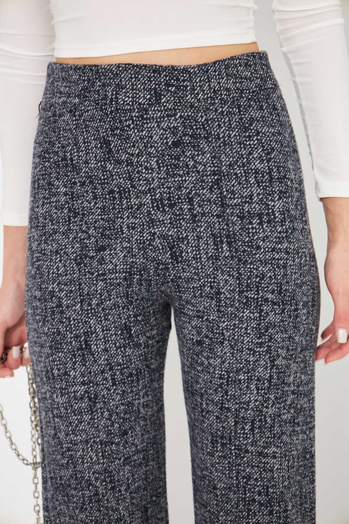 Kadın Lacivert Beli Lastikli Ütü İzi Dikişli Pantolon ARM-25K001058