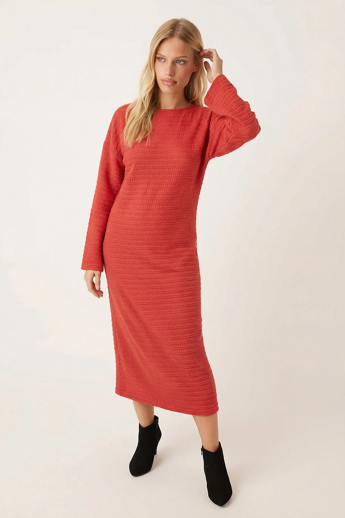 Kadın Nar Çiçeği Uzun Kollu Yumuşak Dokulu Salaş Elbise ARM-26K001078