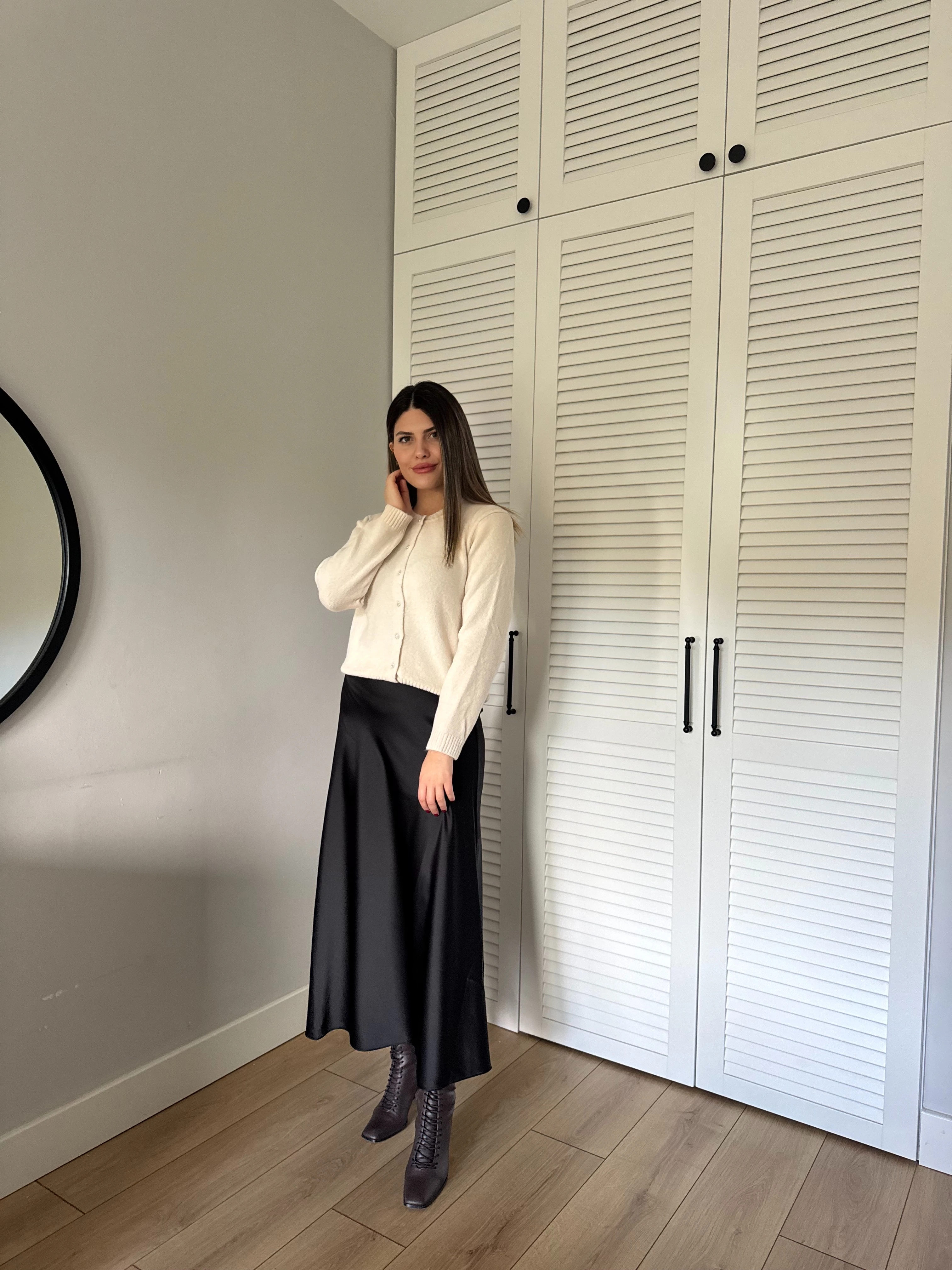 Uzun Saten Etek - Siyah