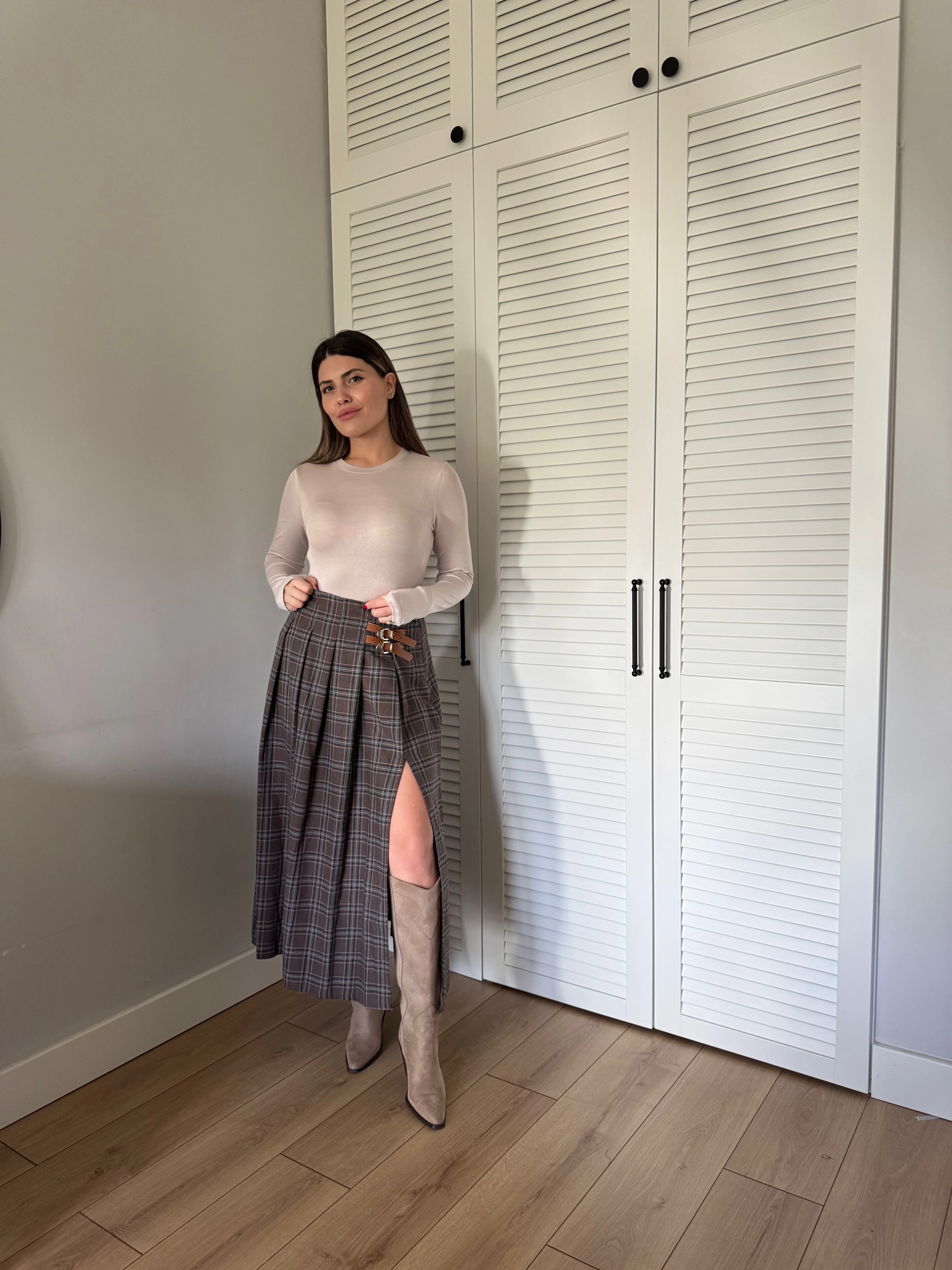 Yırtmaçlı Kemer Detaylı Çizgili Ekose Desen Etek