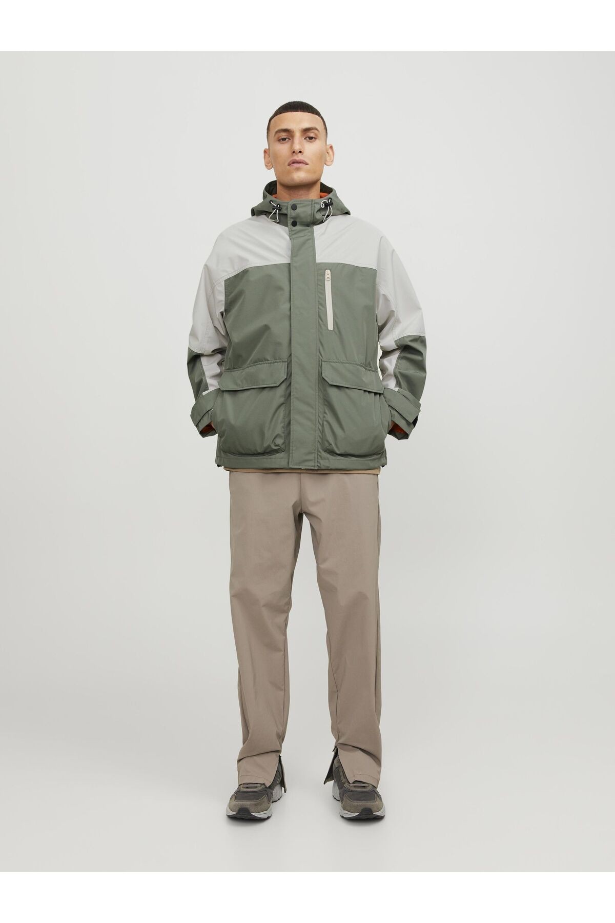 Jack & Jones Erkek Su Geçirmez Softshell Mont 12253569