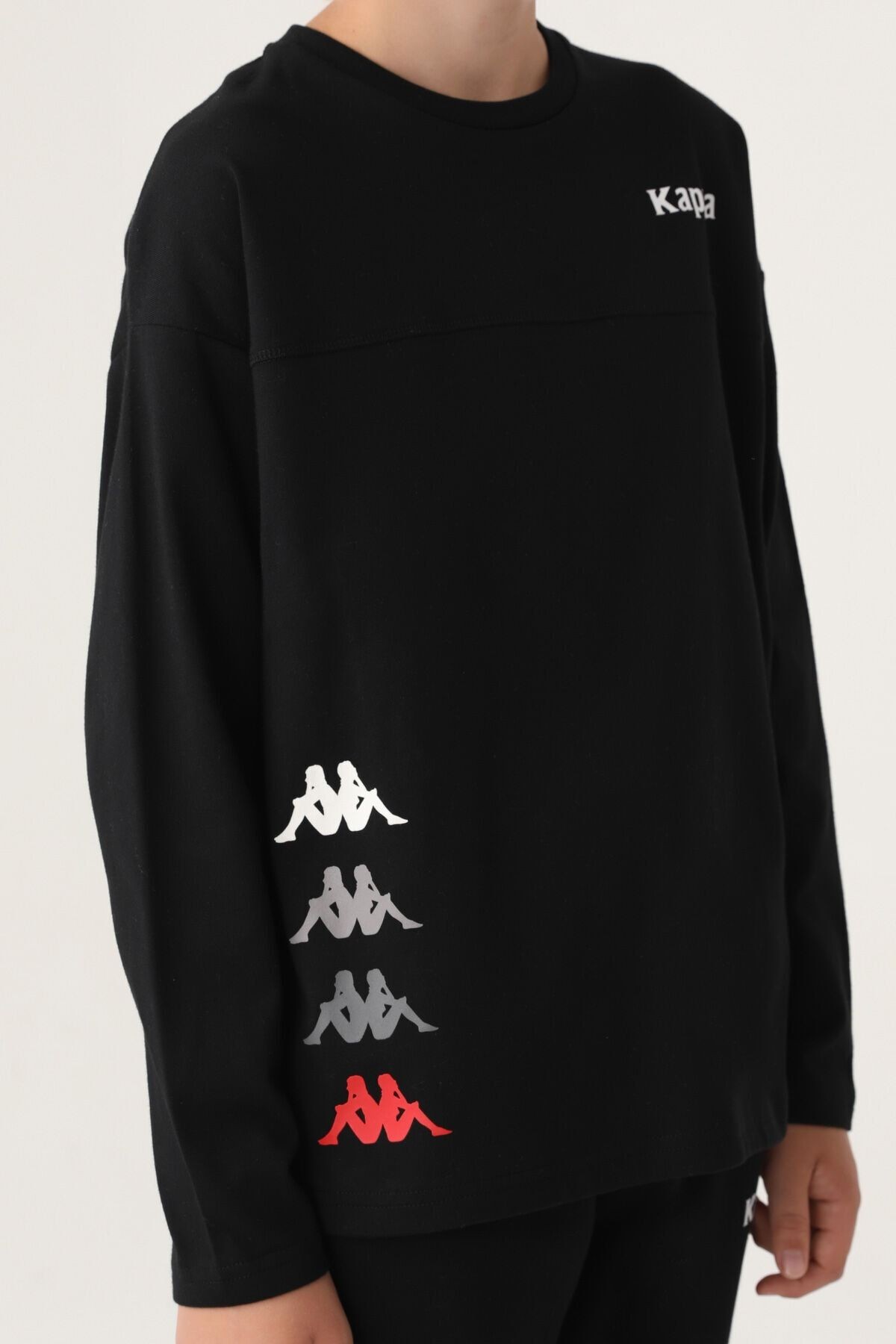 Kappa Siyah Bisiklet Yaka Kappa Logo Baskılı Erkek Çocuk Sweatshirt