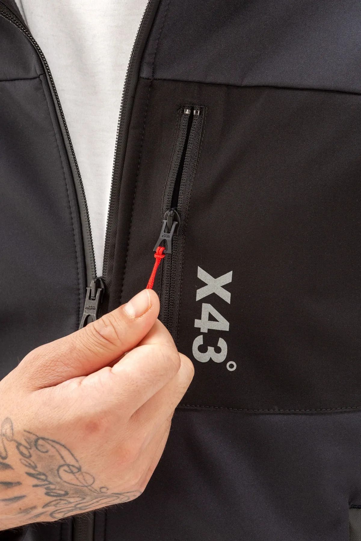 EXUMA ERKEK SİYAH SOFTSHELL MONT 2011120-010