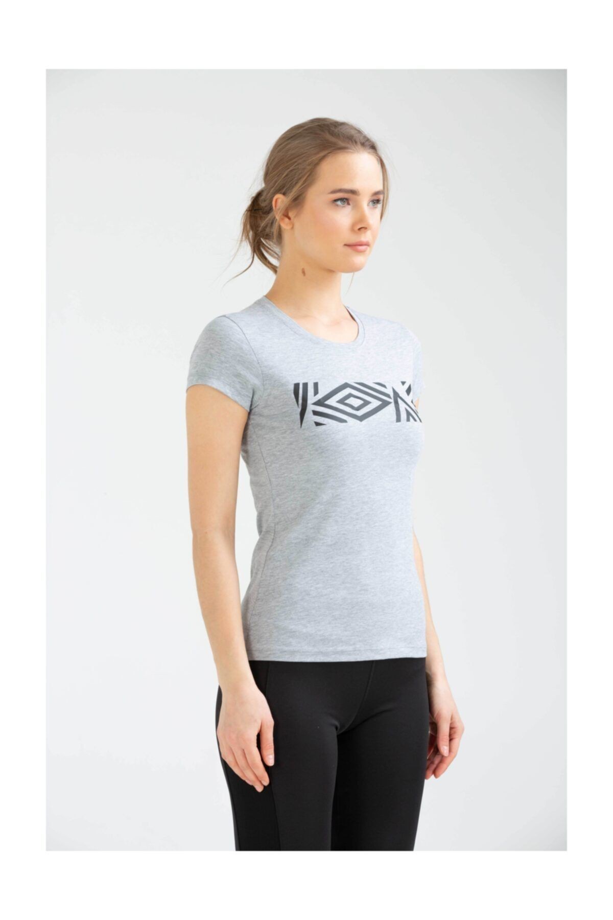 Umbro Kadın T-Shirt VF-0032 Hwa Supported