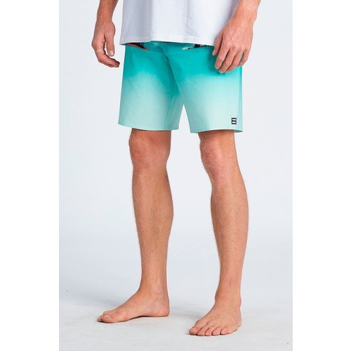 Billabong Tribong Pro Erkek Deniz Şortu S1BS26