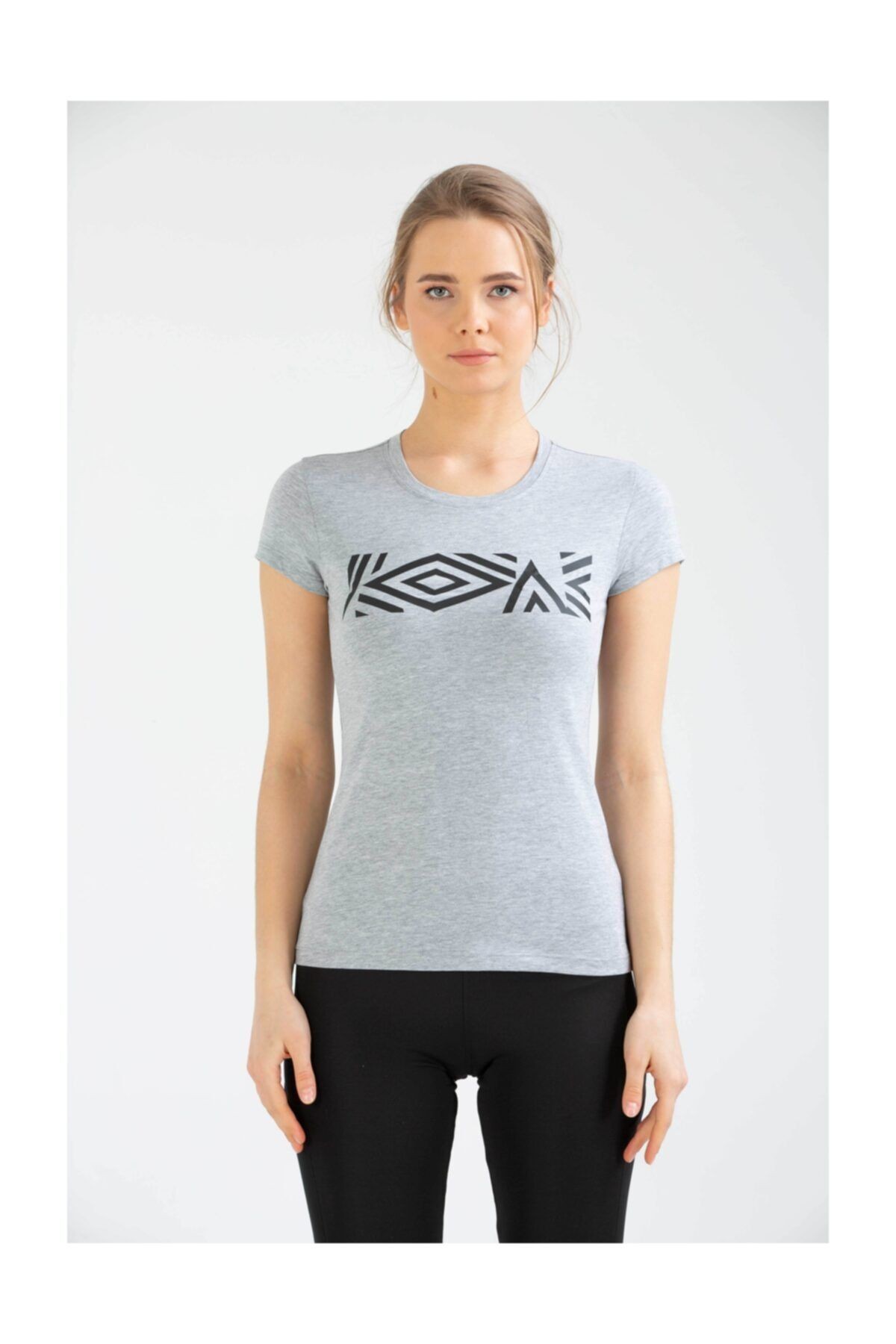 Umbro Kadın T-Shirt VF-0032 Hwa Supported