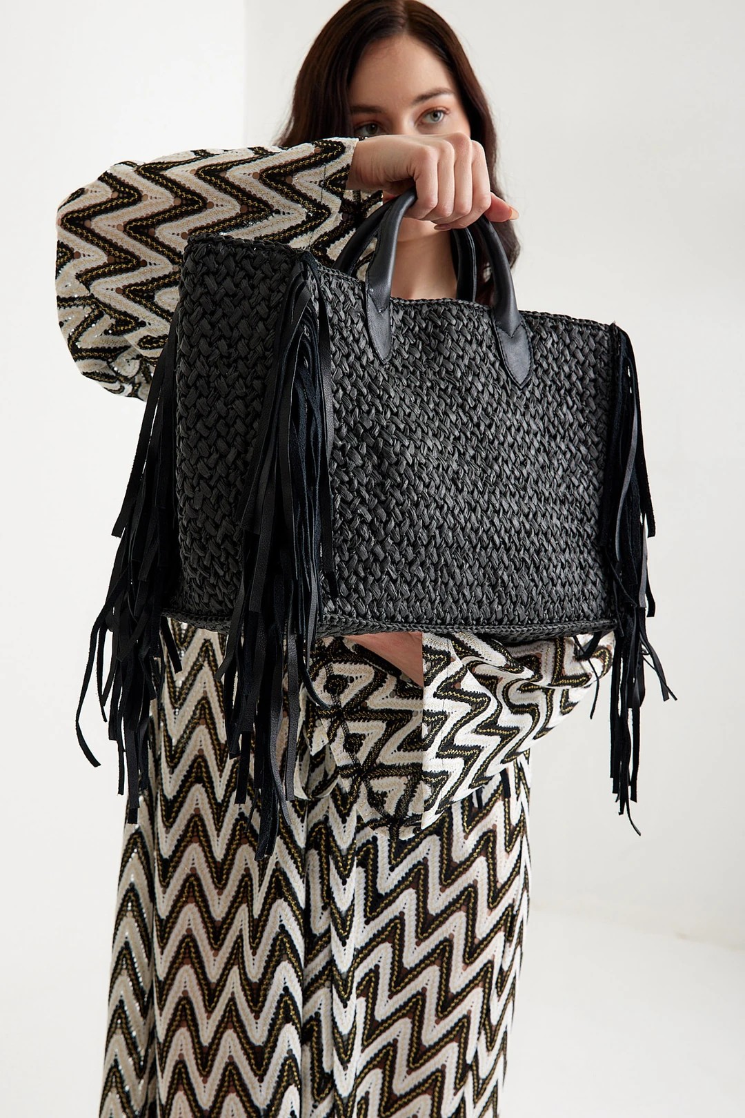 HERA RAFFIA TOTE BAG - Black