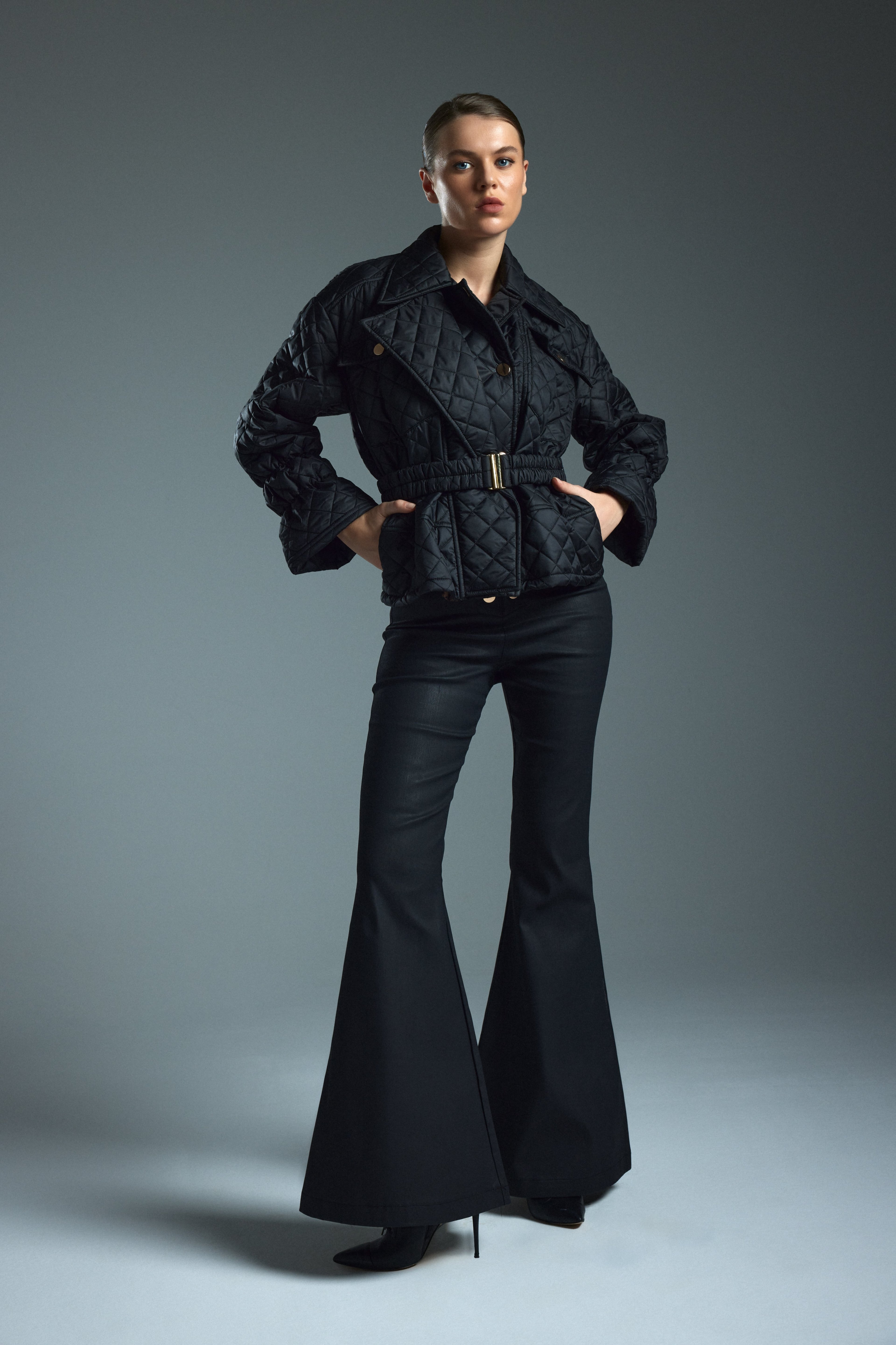 ALEXANDER COAT - Black