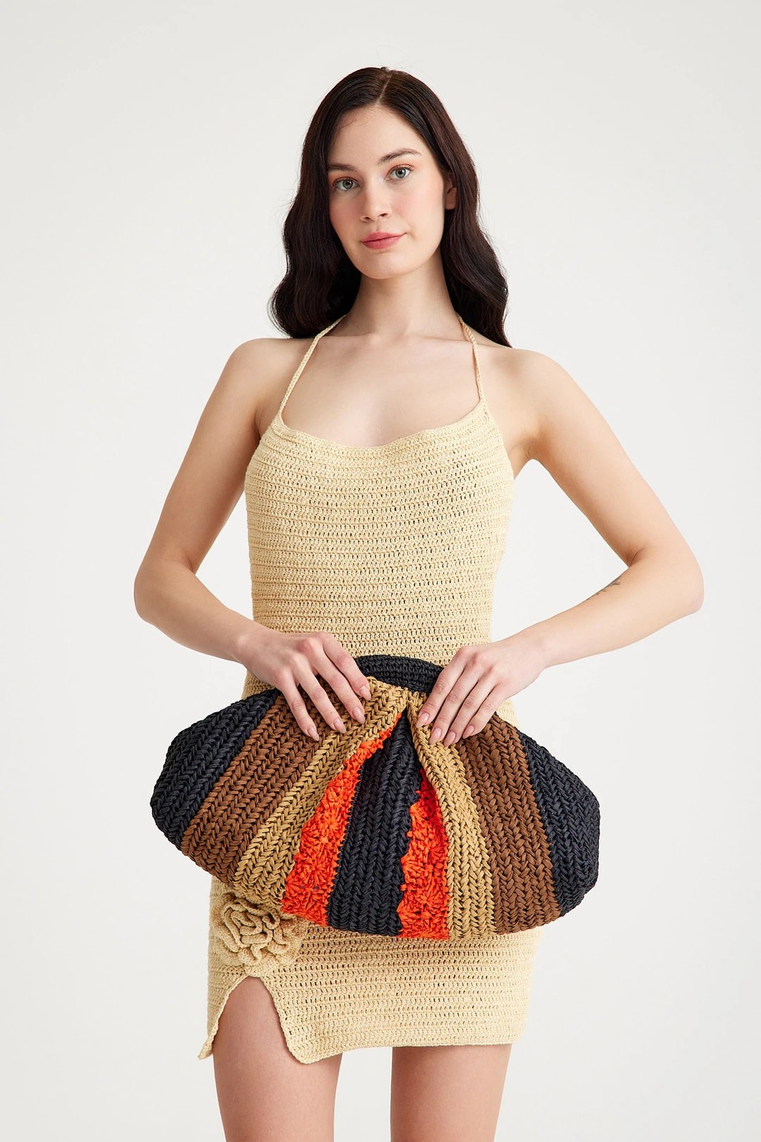 SOLENE RAFFIA CLUTCH