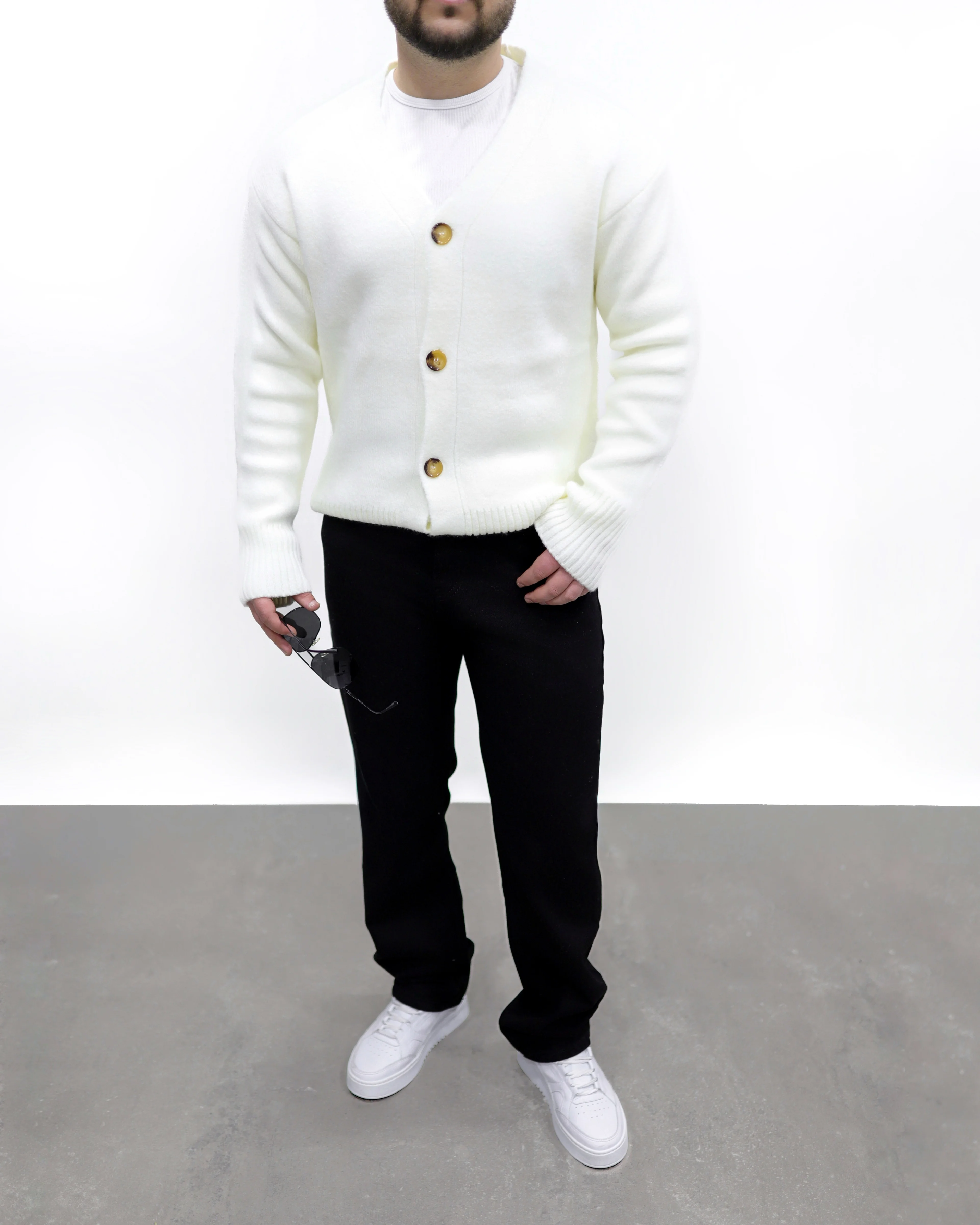 V YAKA HIRKA - Beyaz