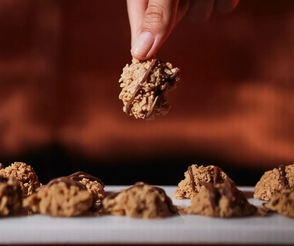 Yoğun kakao ve kuruyemiş dokulu Roche çikolata koleksiyonları