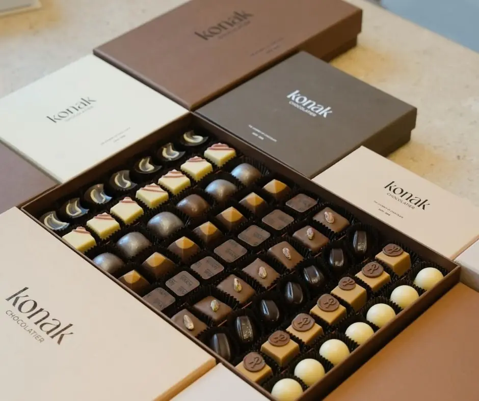 Sevgililer Günü için zarif pralin koleksiyonları