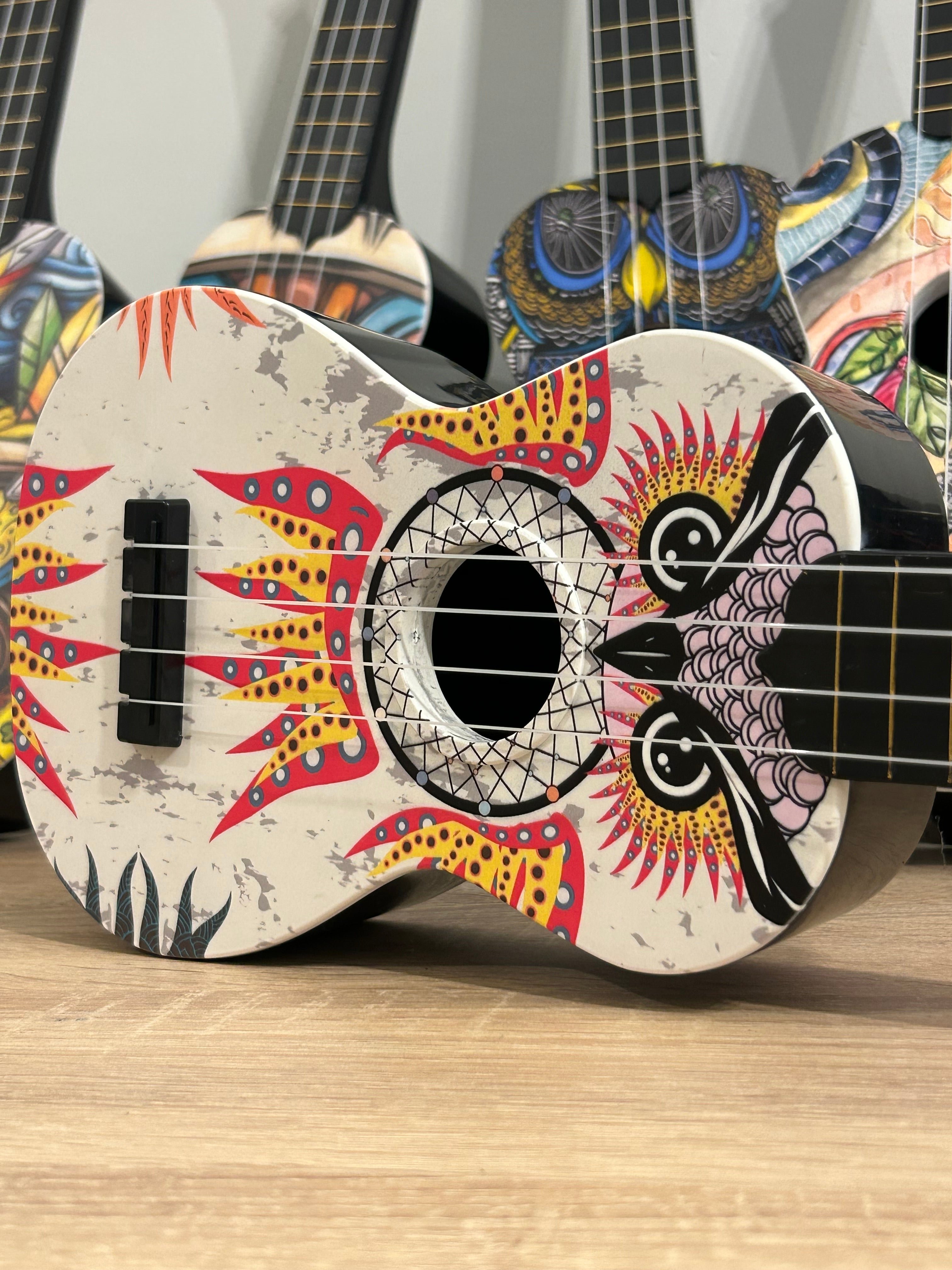 Desenli Soprano Ukulele