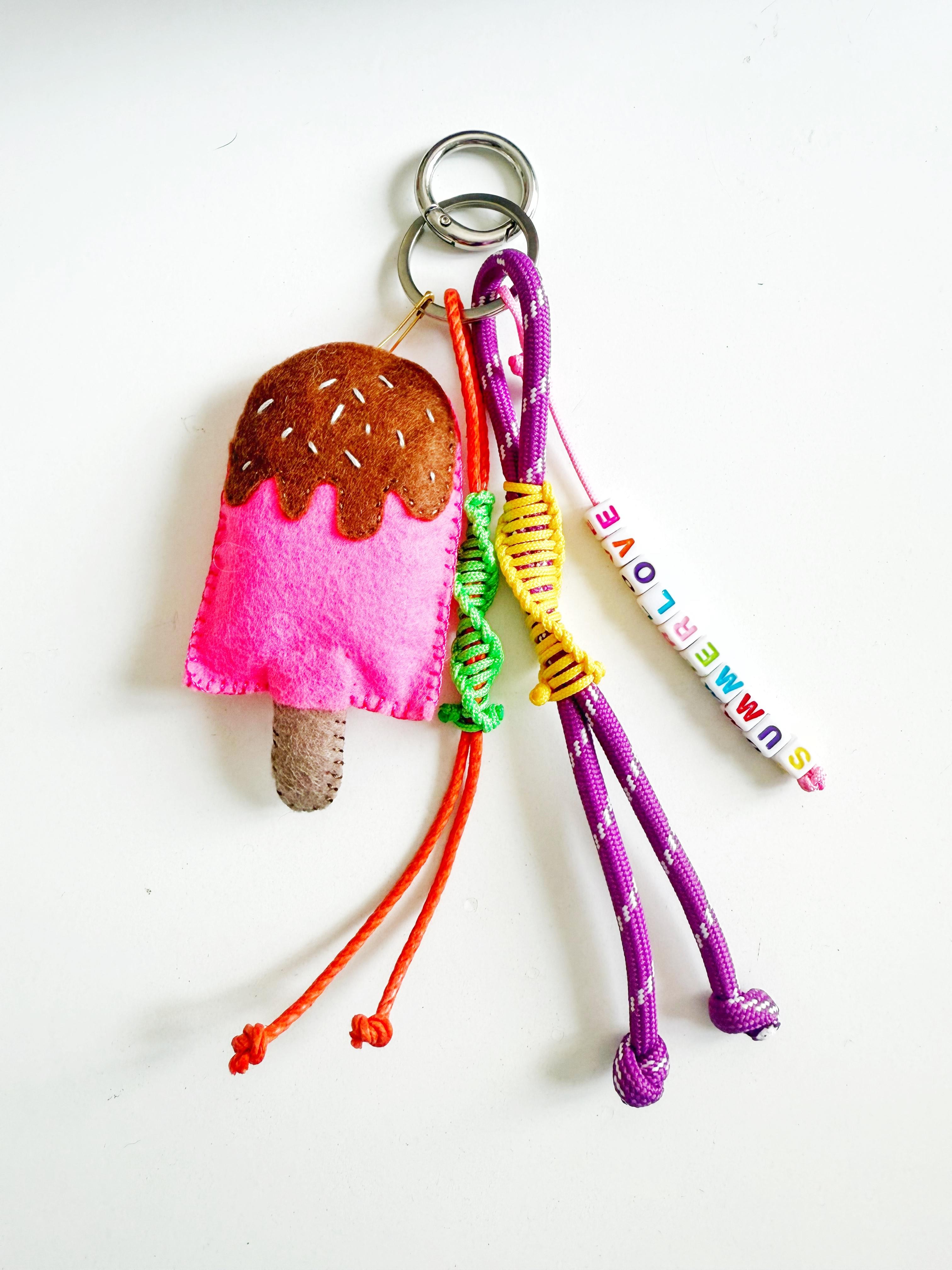 Summer Love (Ice Cream) Anahtarlık