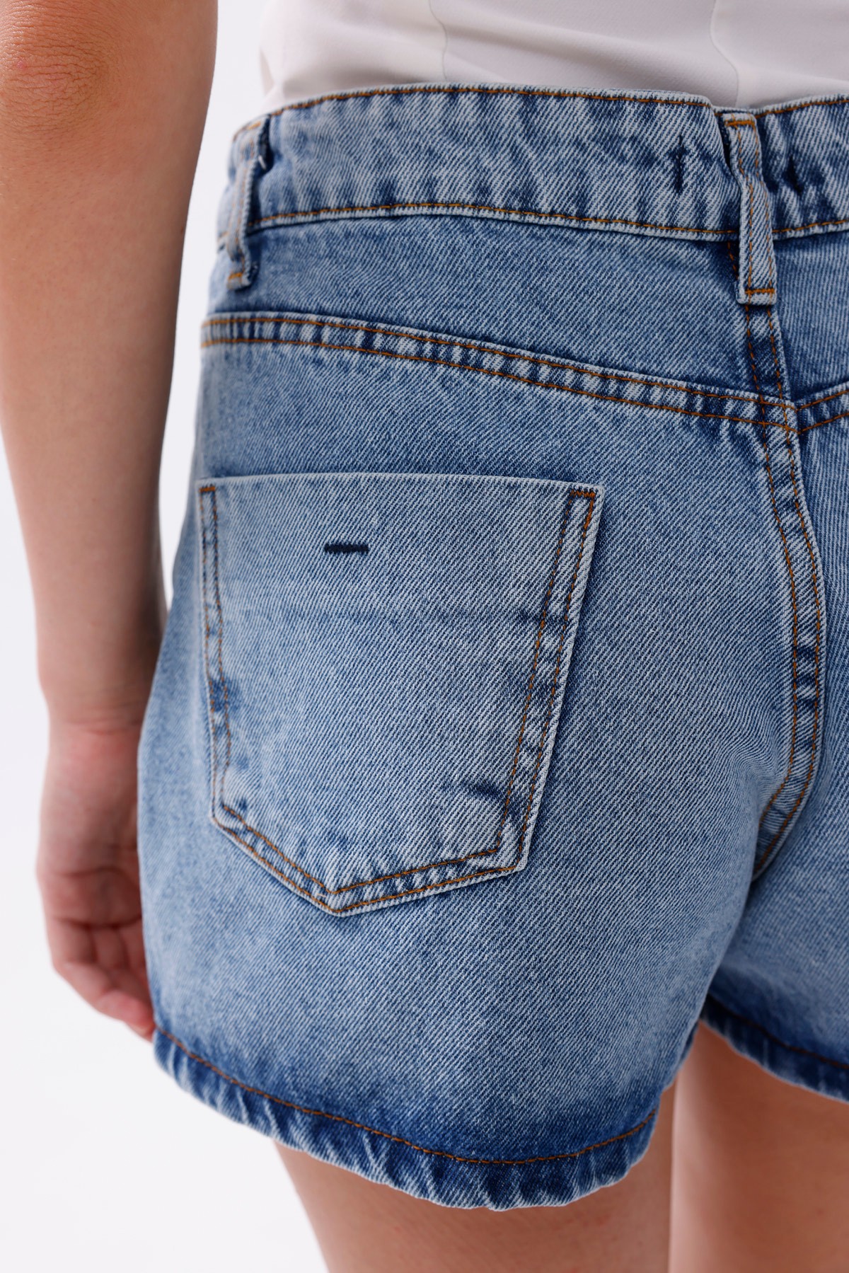 Asimetrik Kesim Denim Mini Etek