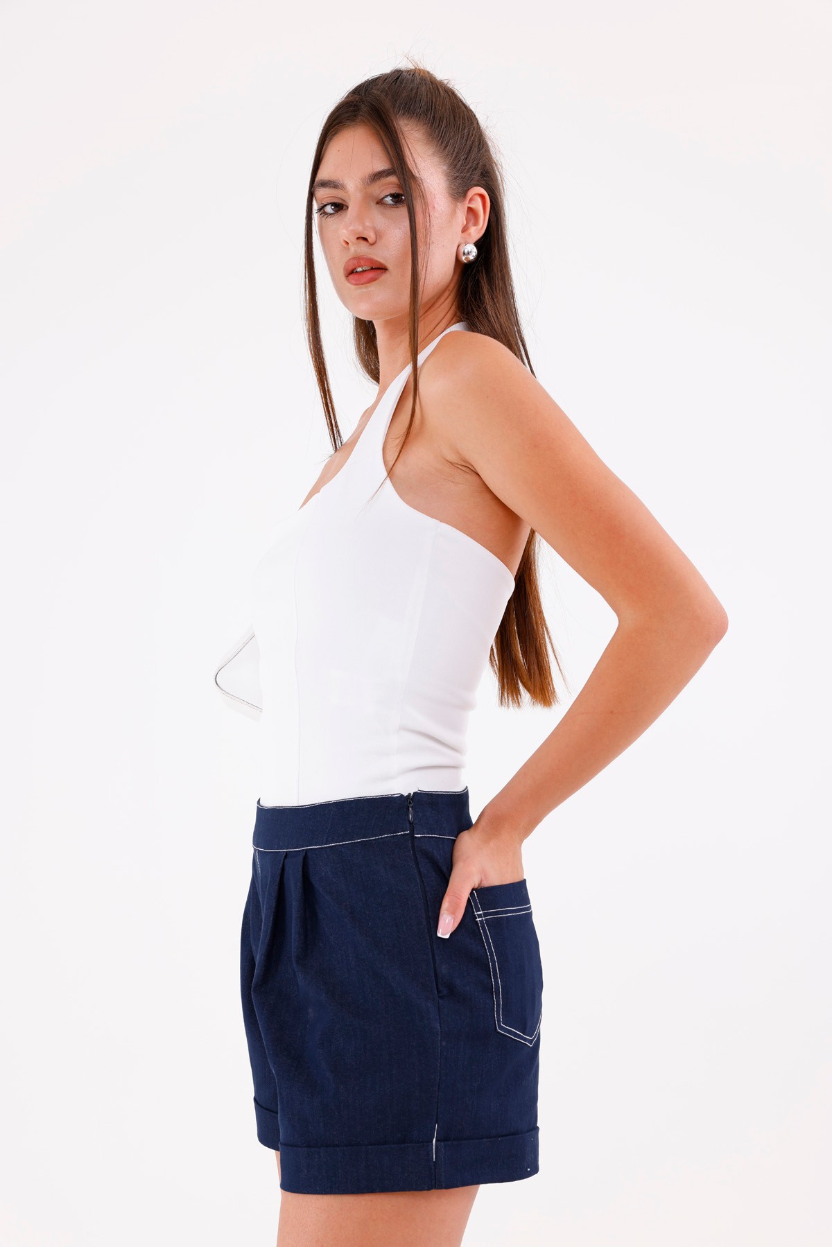 Katlama Paçalı Yüksek Bel Denim Şort